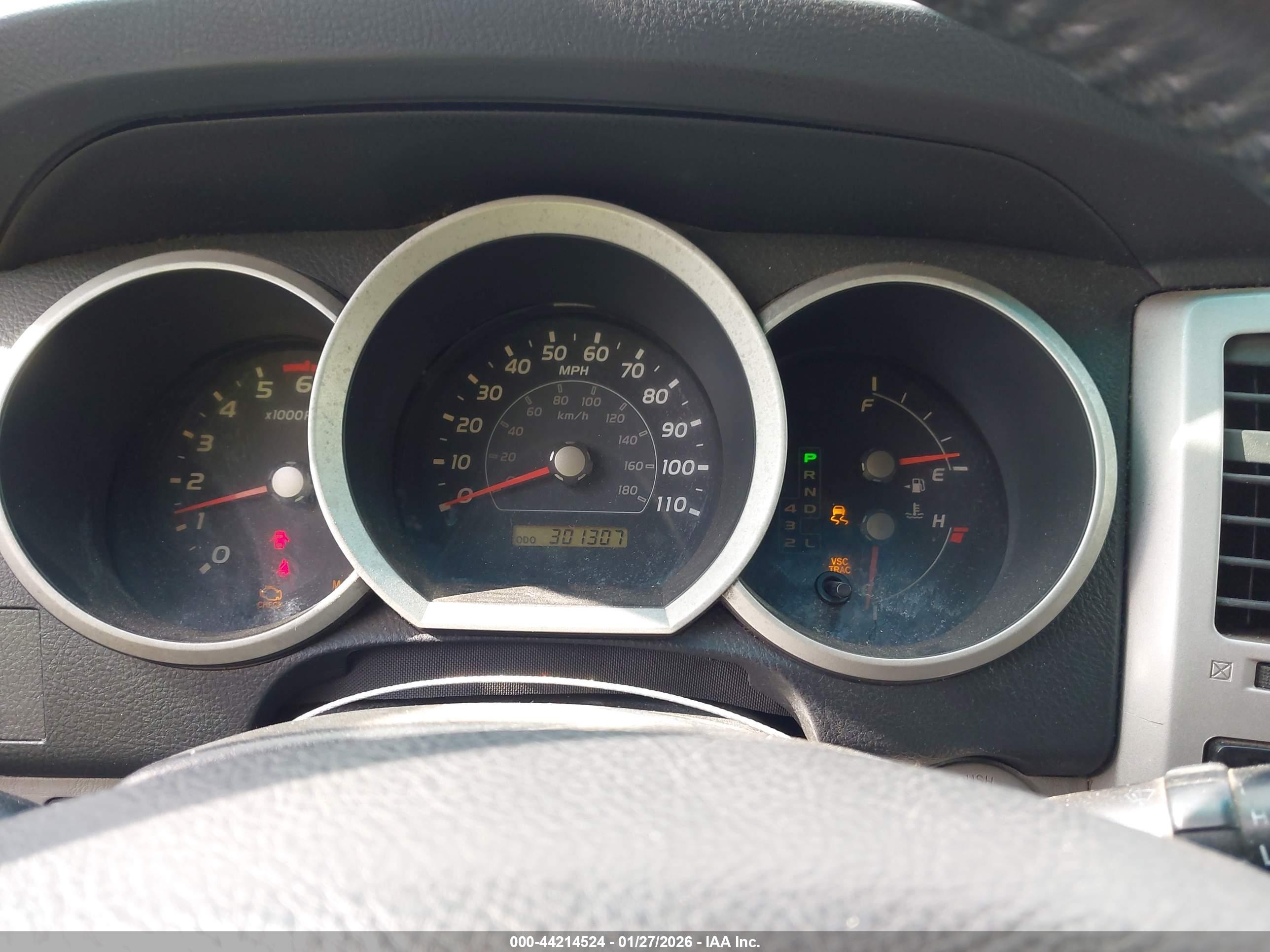 TOYOTA 4RUNNER image 7