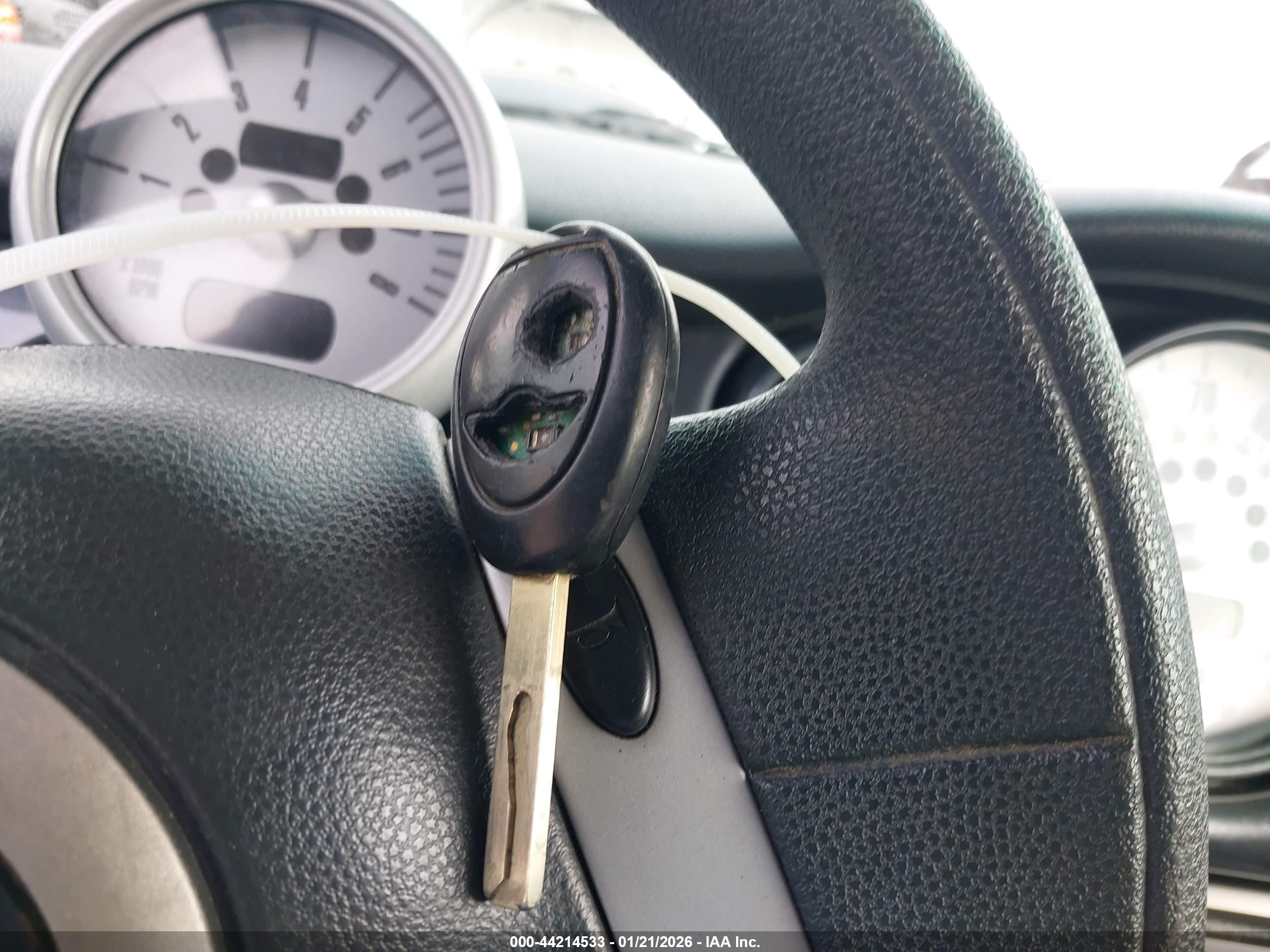 MINI COOPER image 11