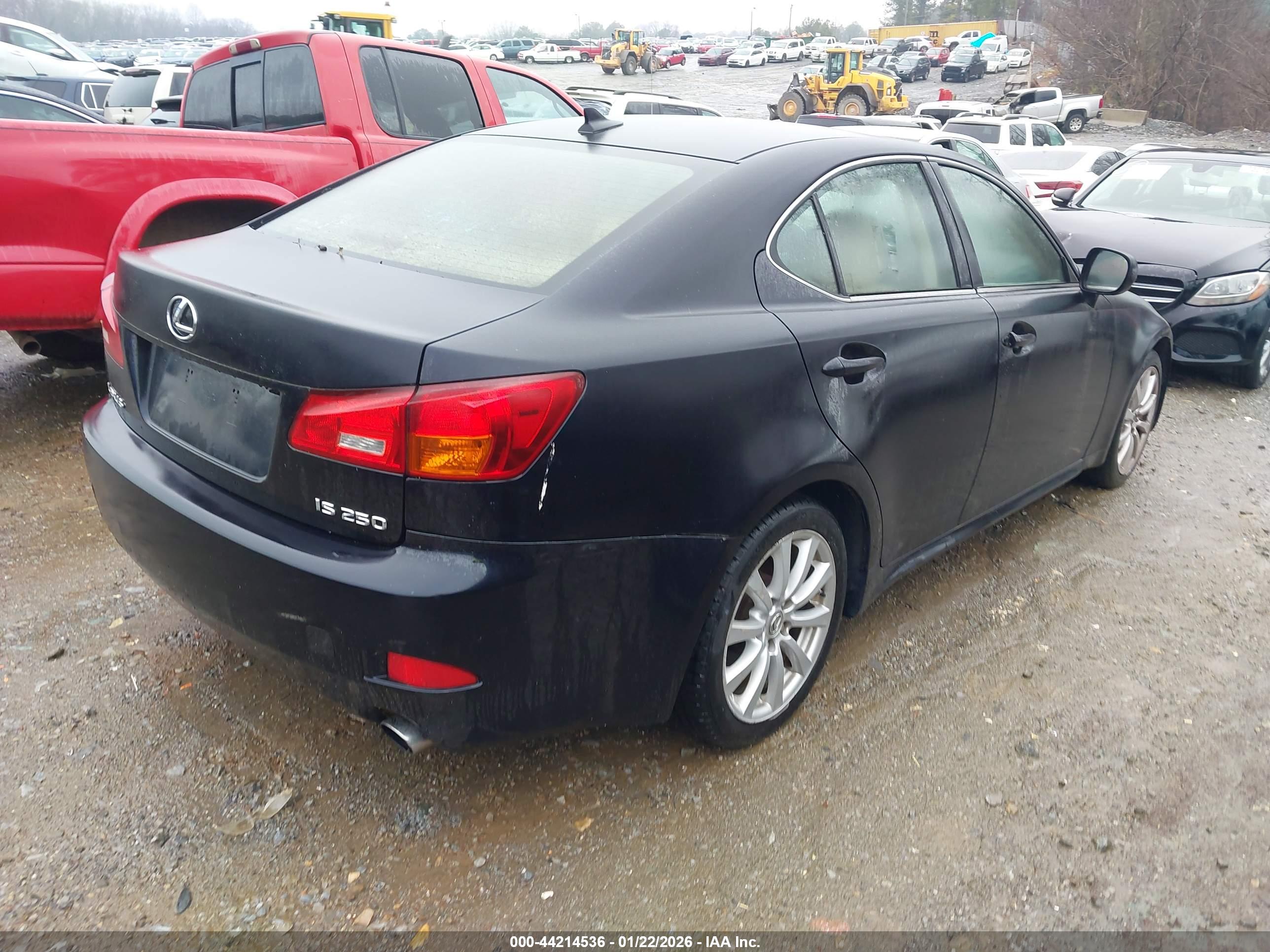 LEXUS IS image 4
