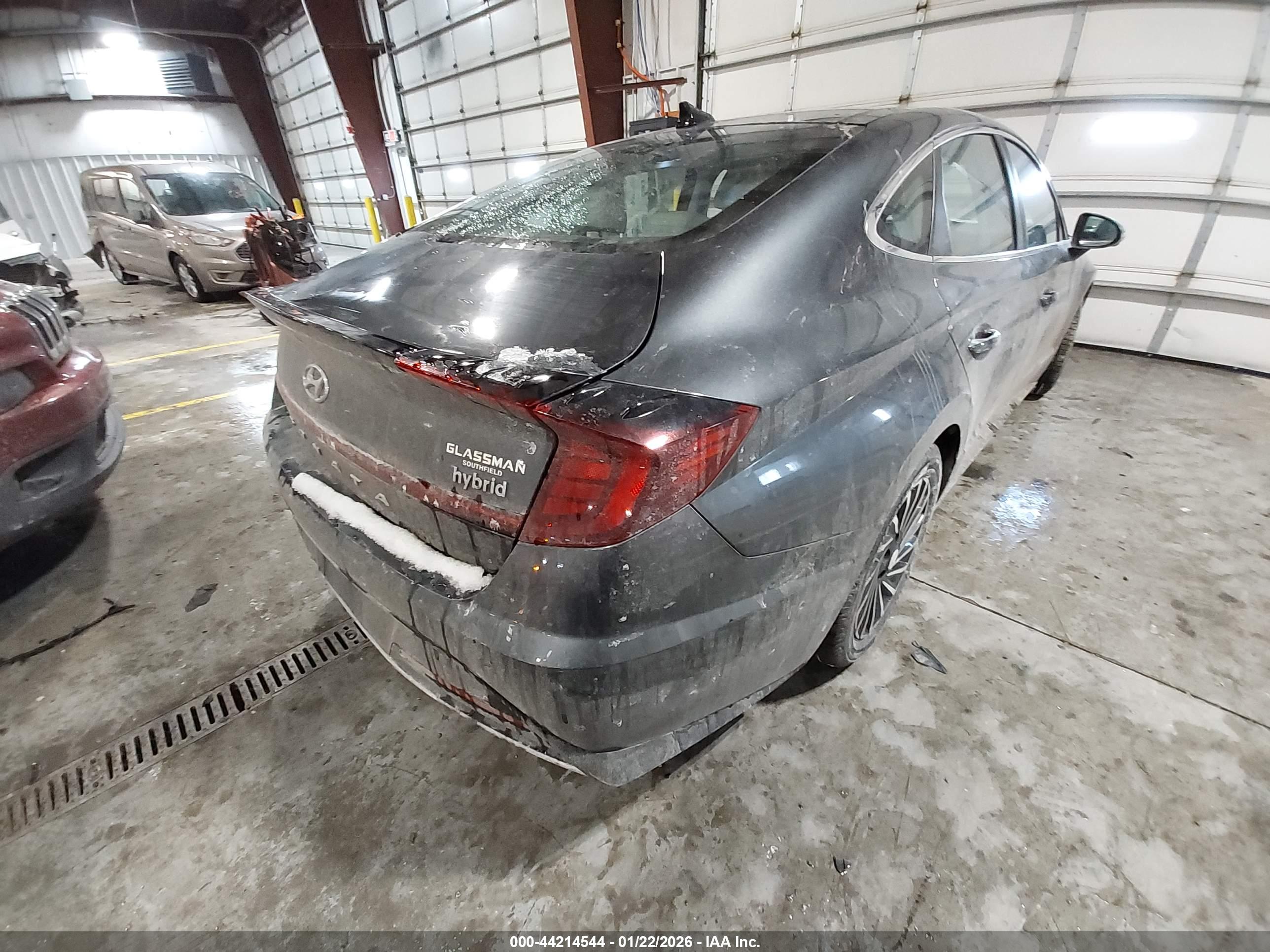 HYUNDAI SONATA image 4