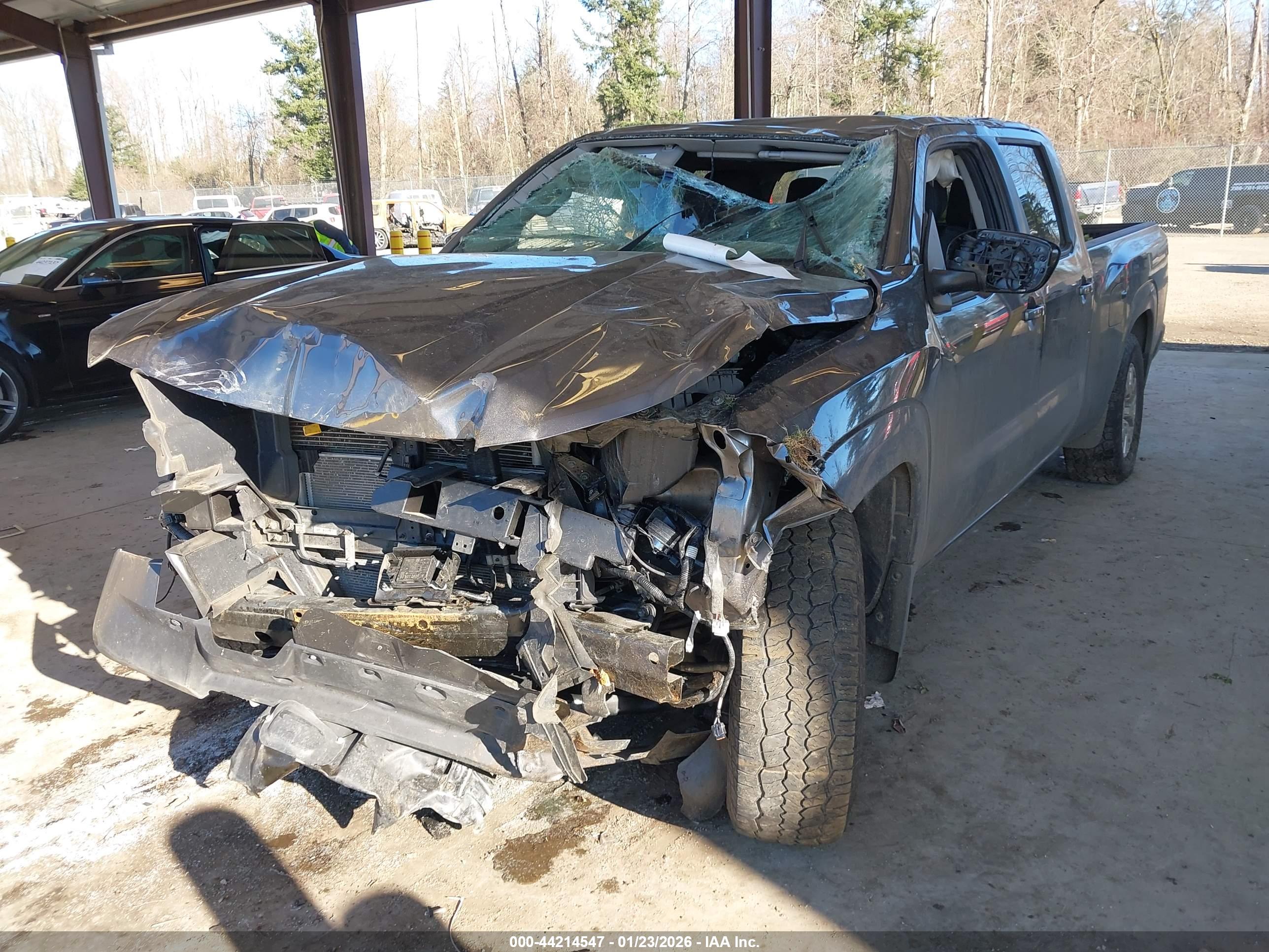 NISSAN FRONTIER image 6