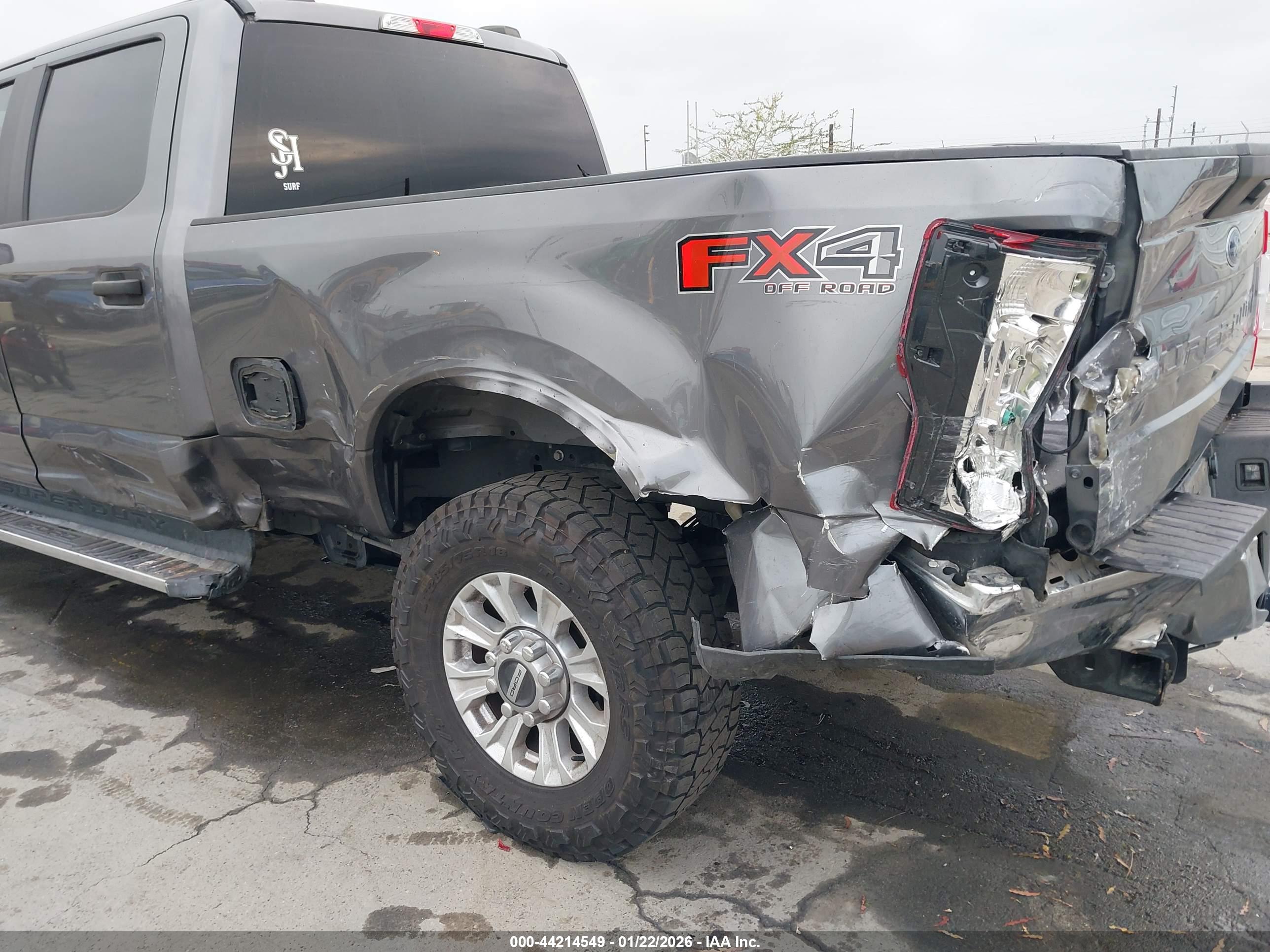 FORD F-250 image 6
