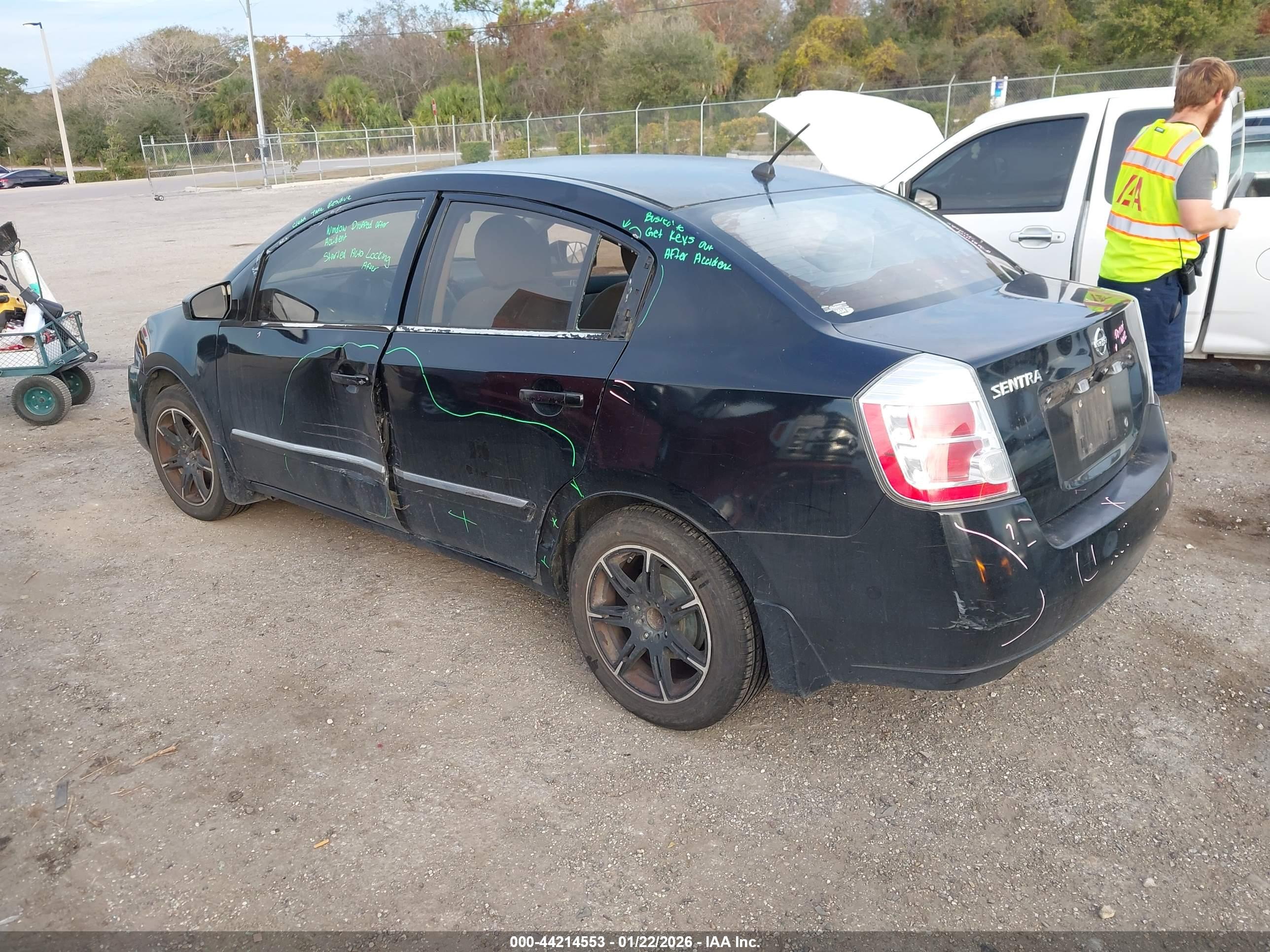 NISSAN SENTRA image 3