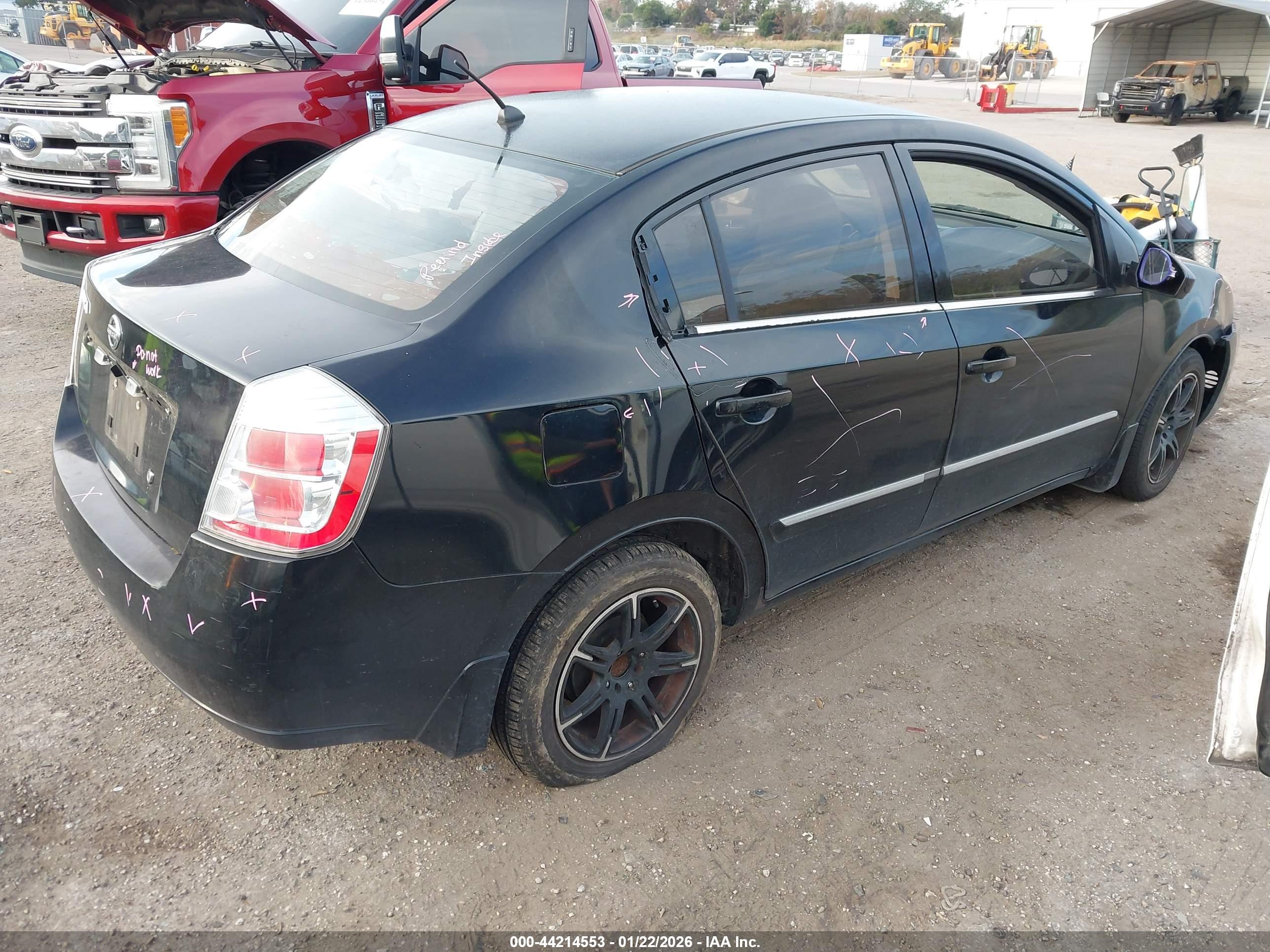 NISSAN SENTRA image 4