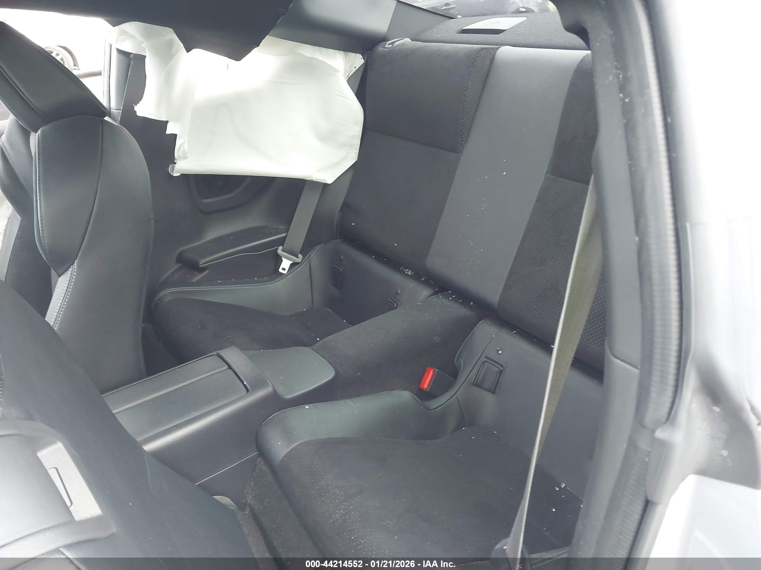 TOYOTA GR86 image 8