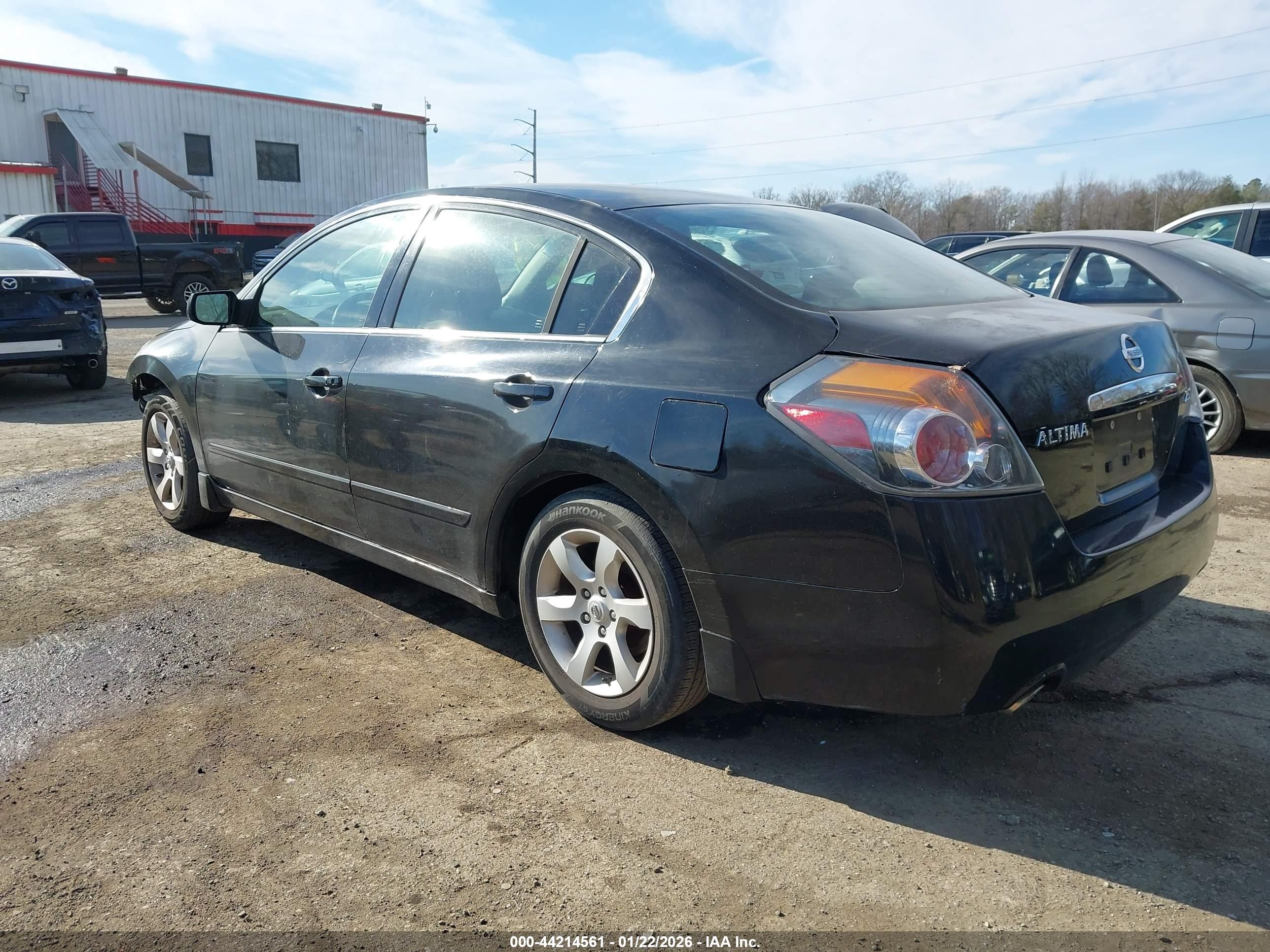 NISSAN ALTIMA image 3
