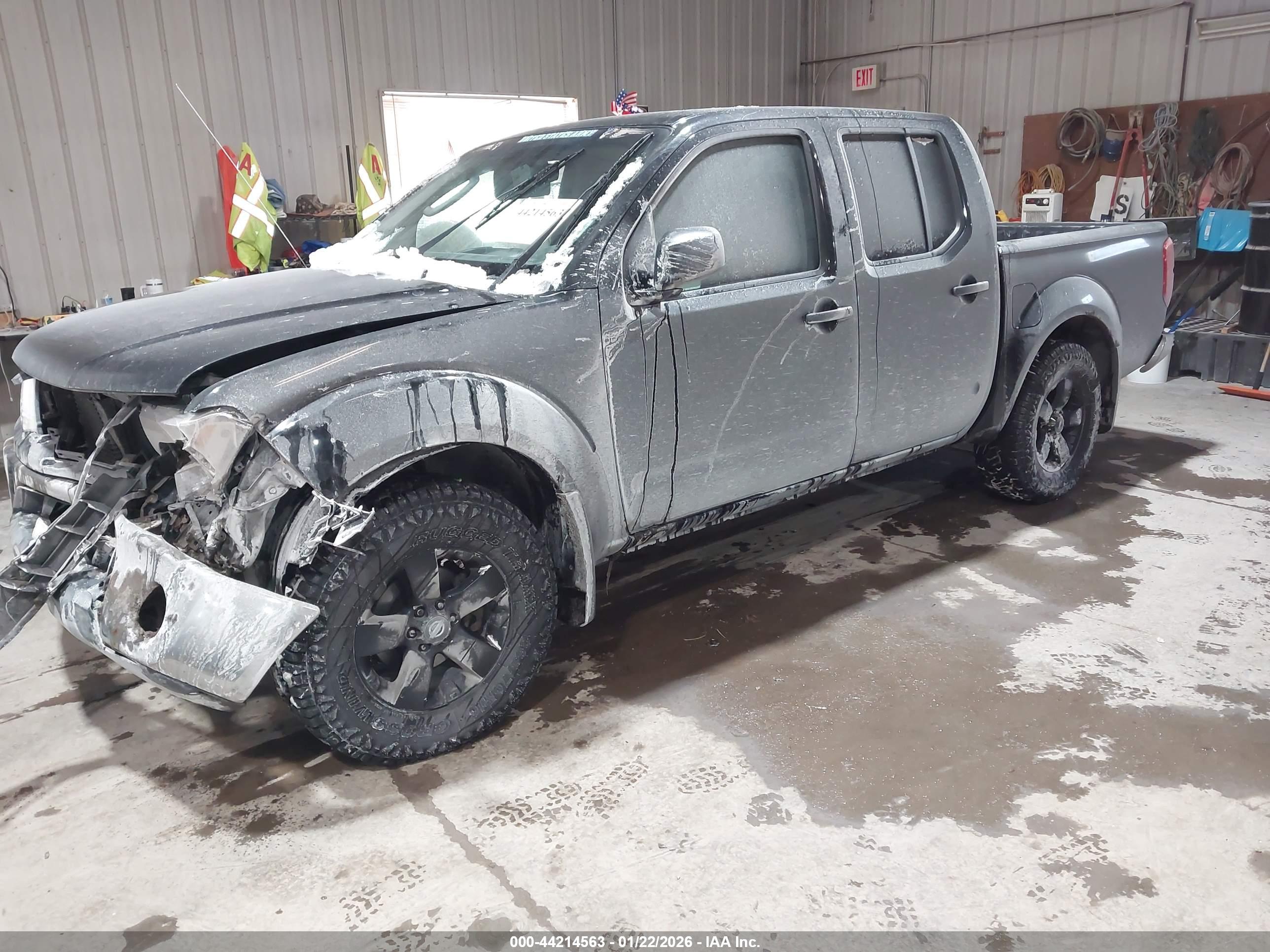 NISSAN FRONTIER image 2