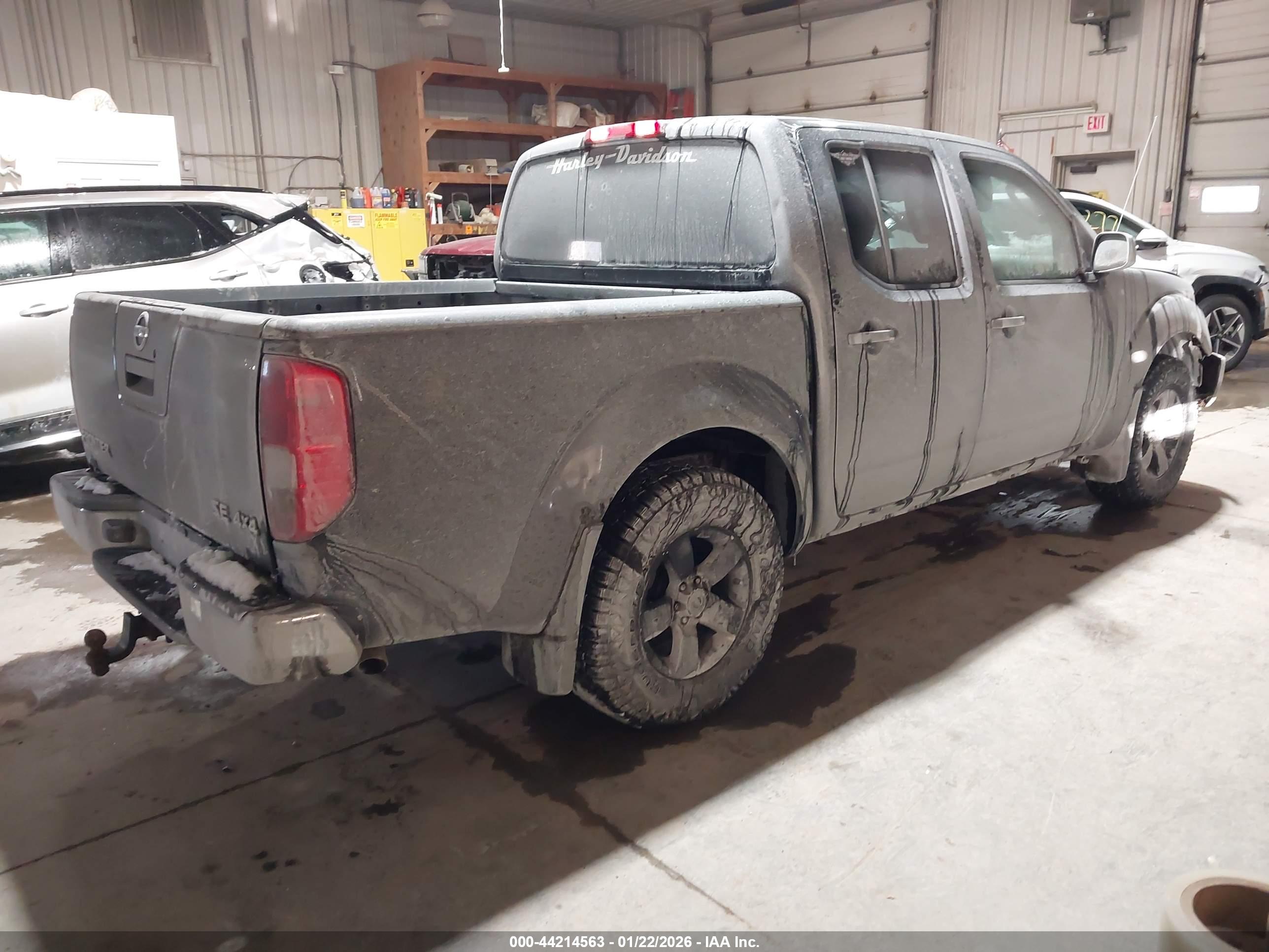 NISSAN FRONTIER image 4