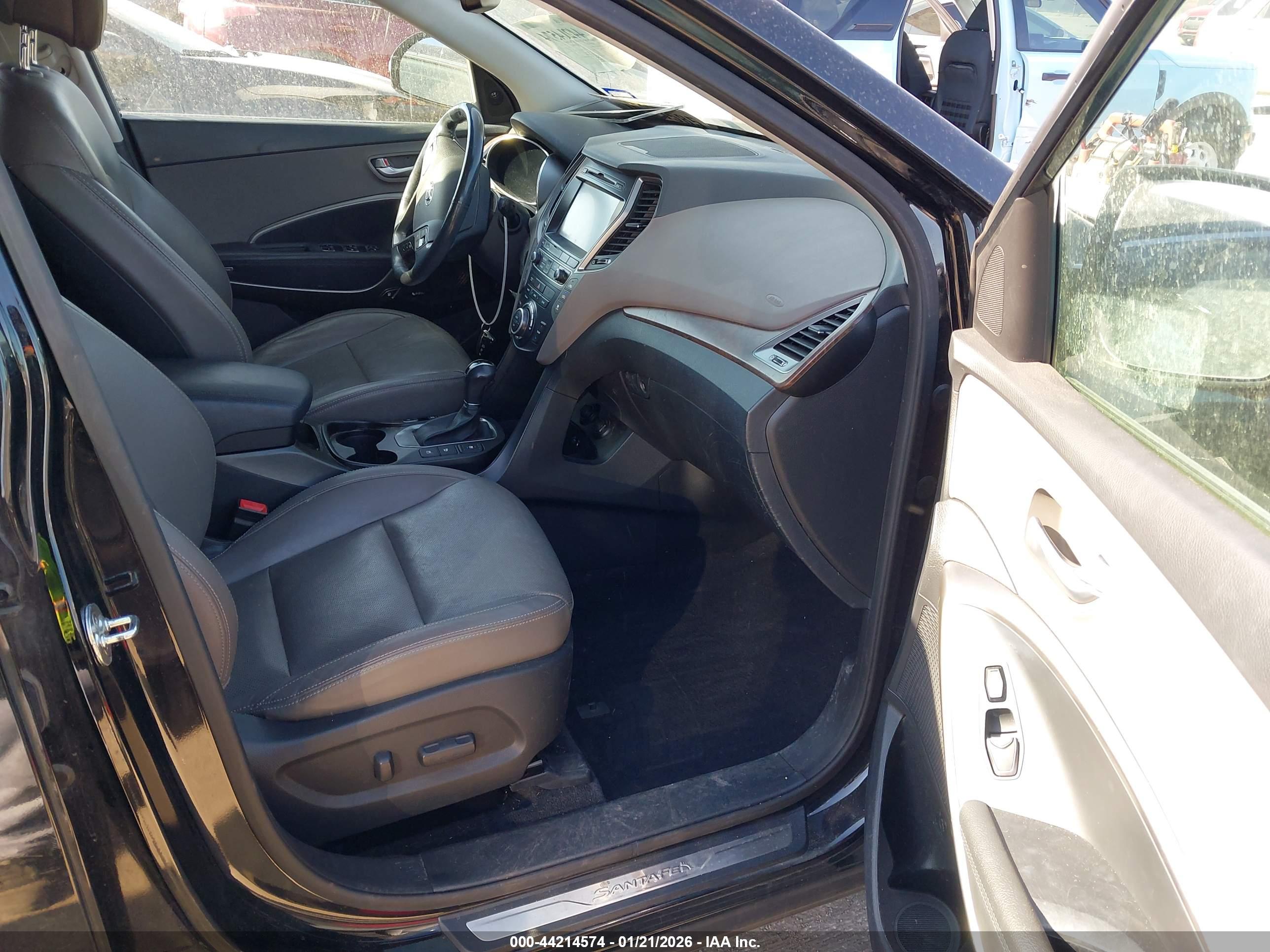 HYUNDAI SANTA image 5