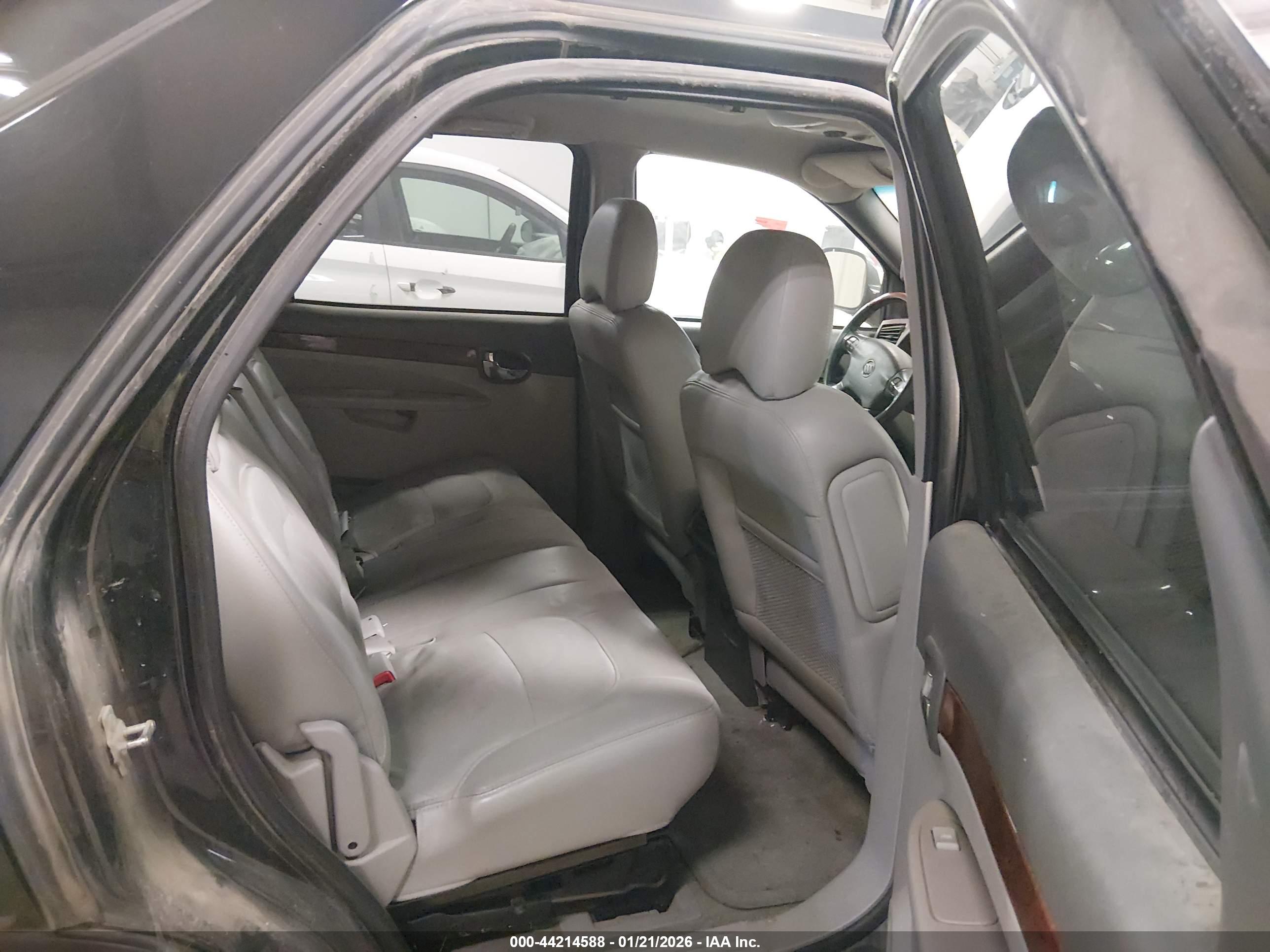 BUICK RENDEZVOUS image 8
