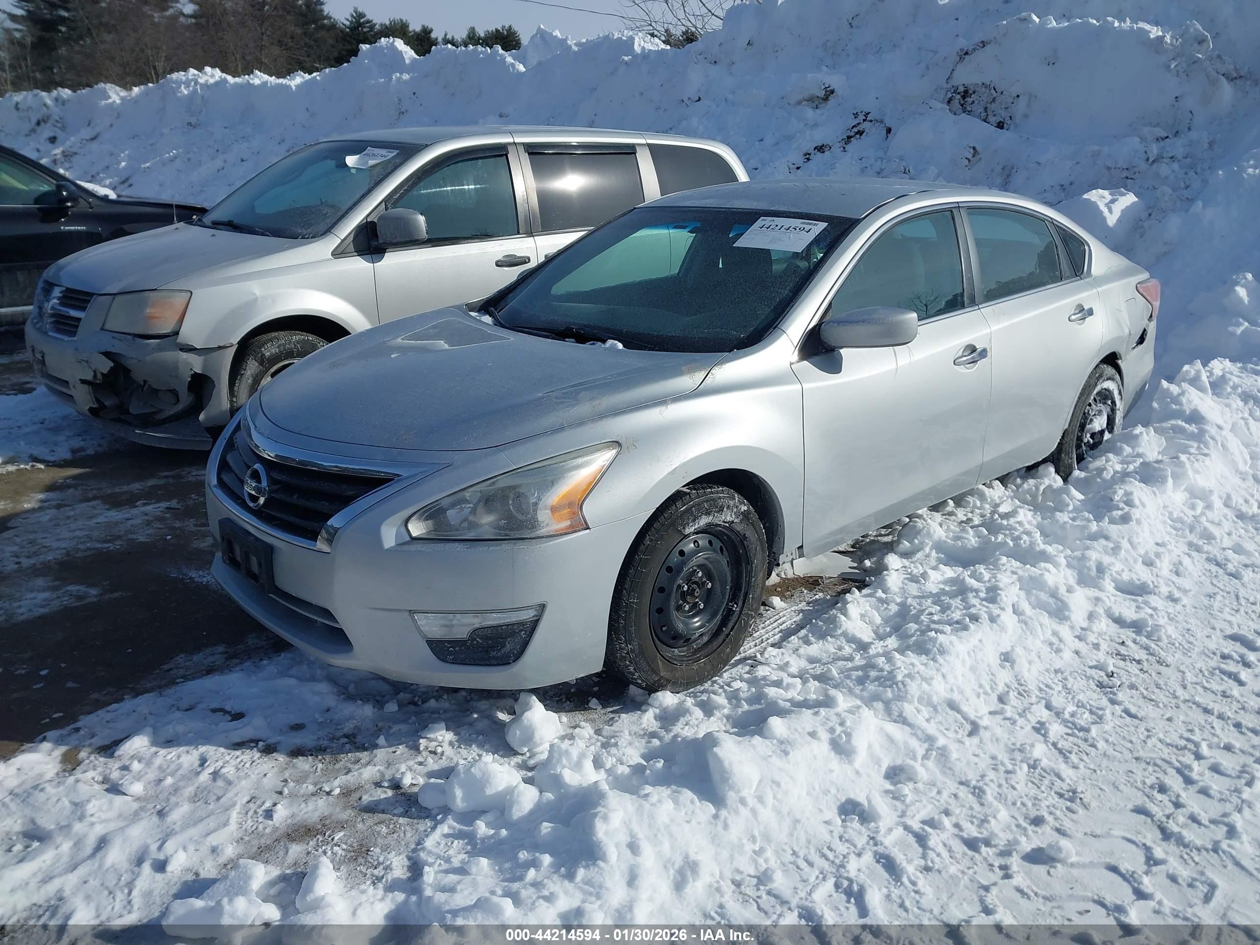NISSAN ALTIMA image 2