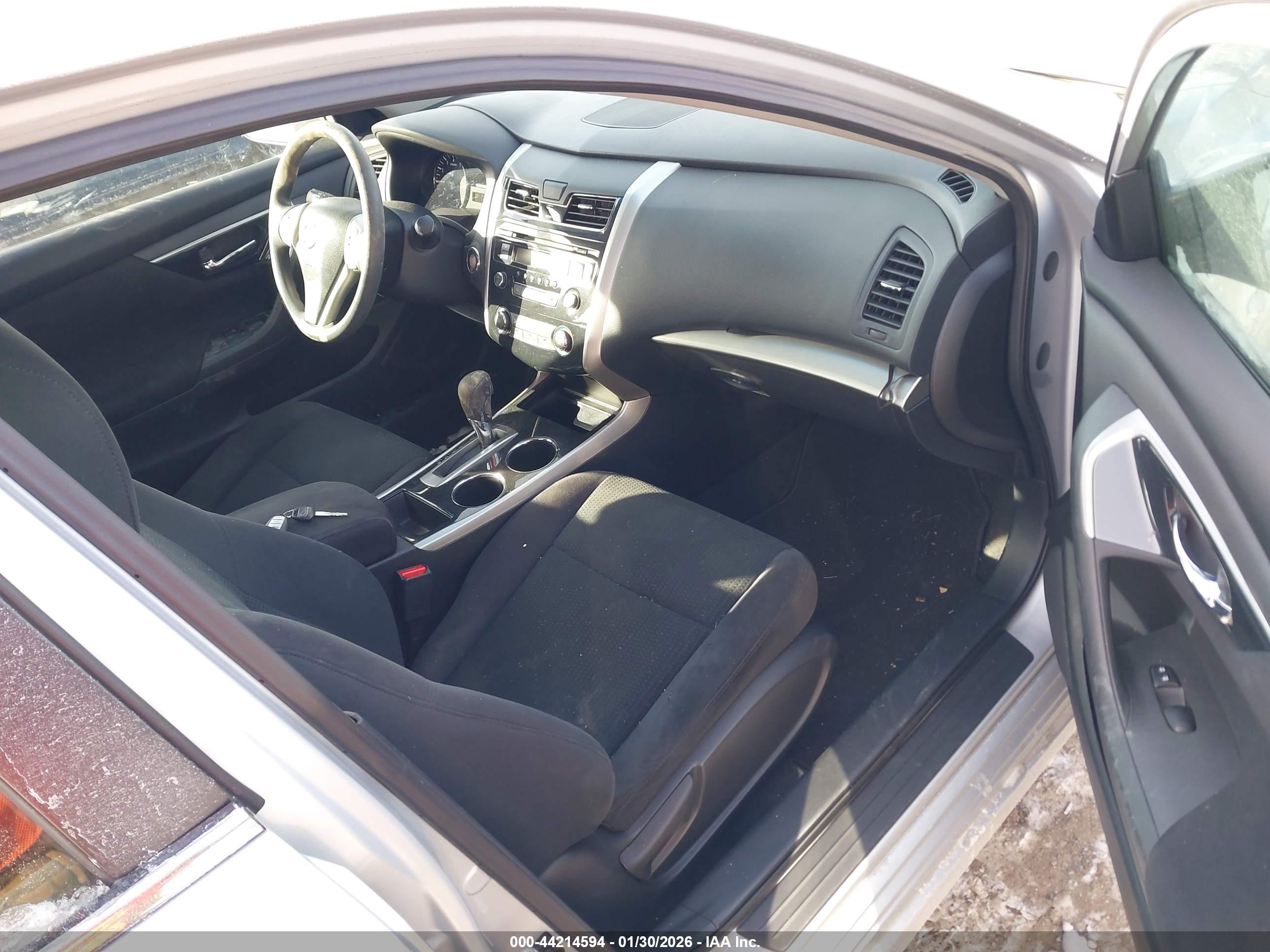 NISSAN ALTIMA image 5