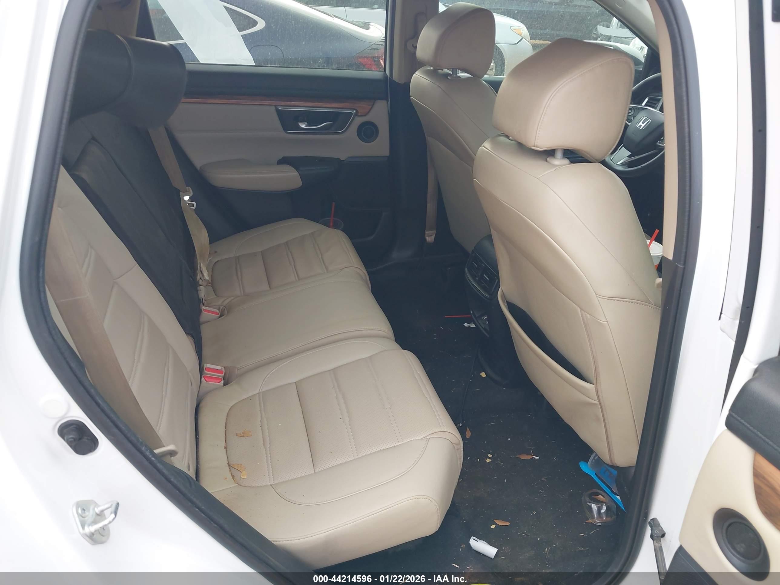 HONDA CR-V image 8