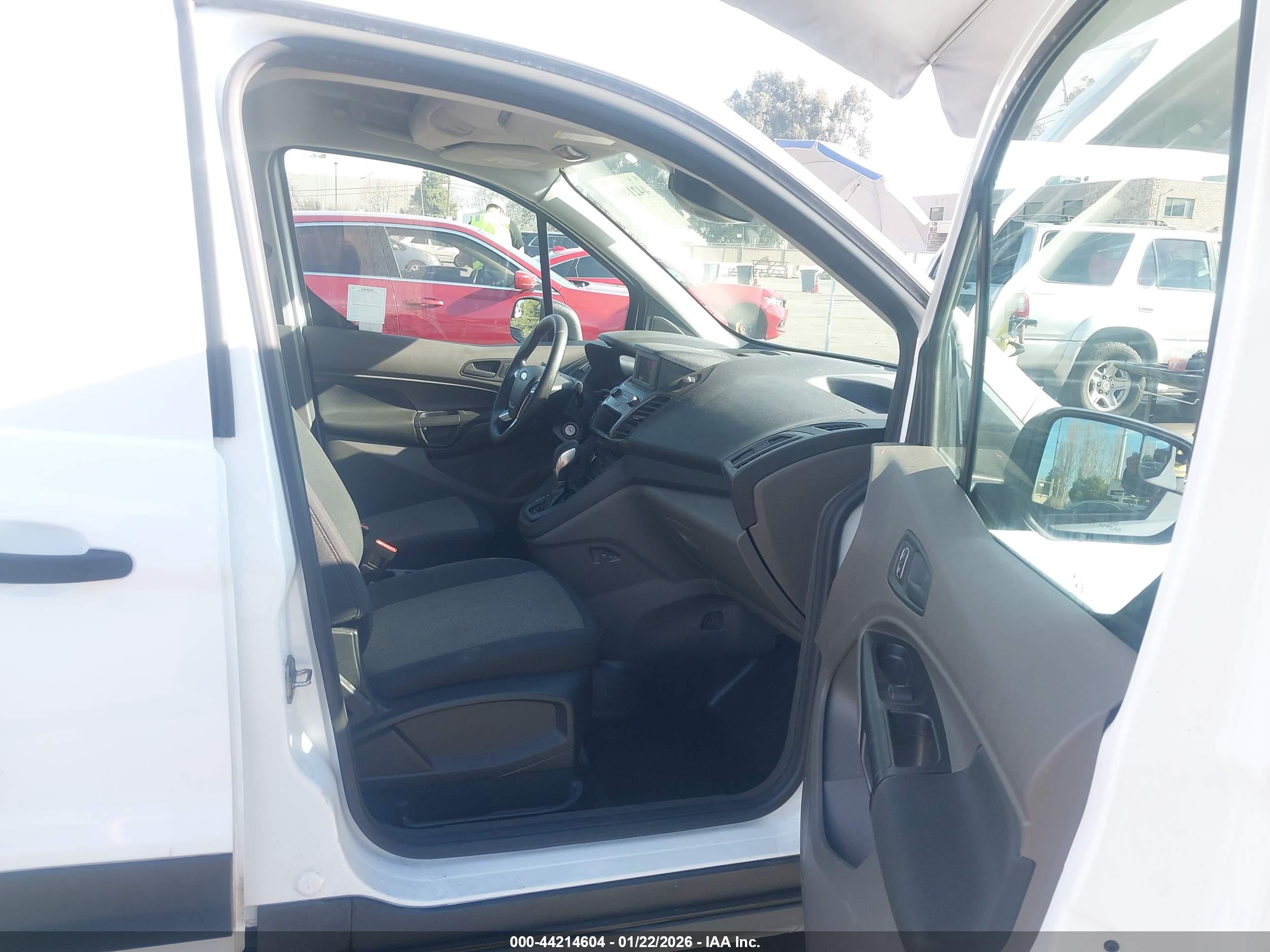 FORD TRANSIT image 5