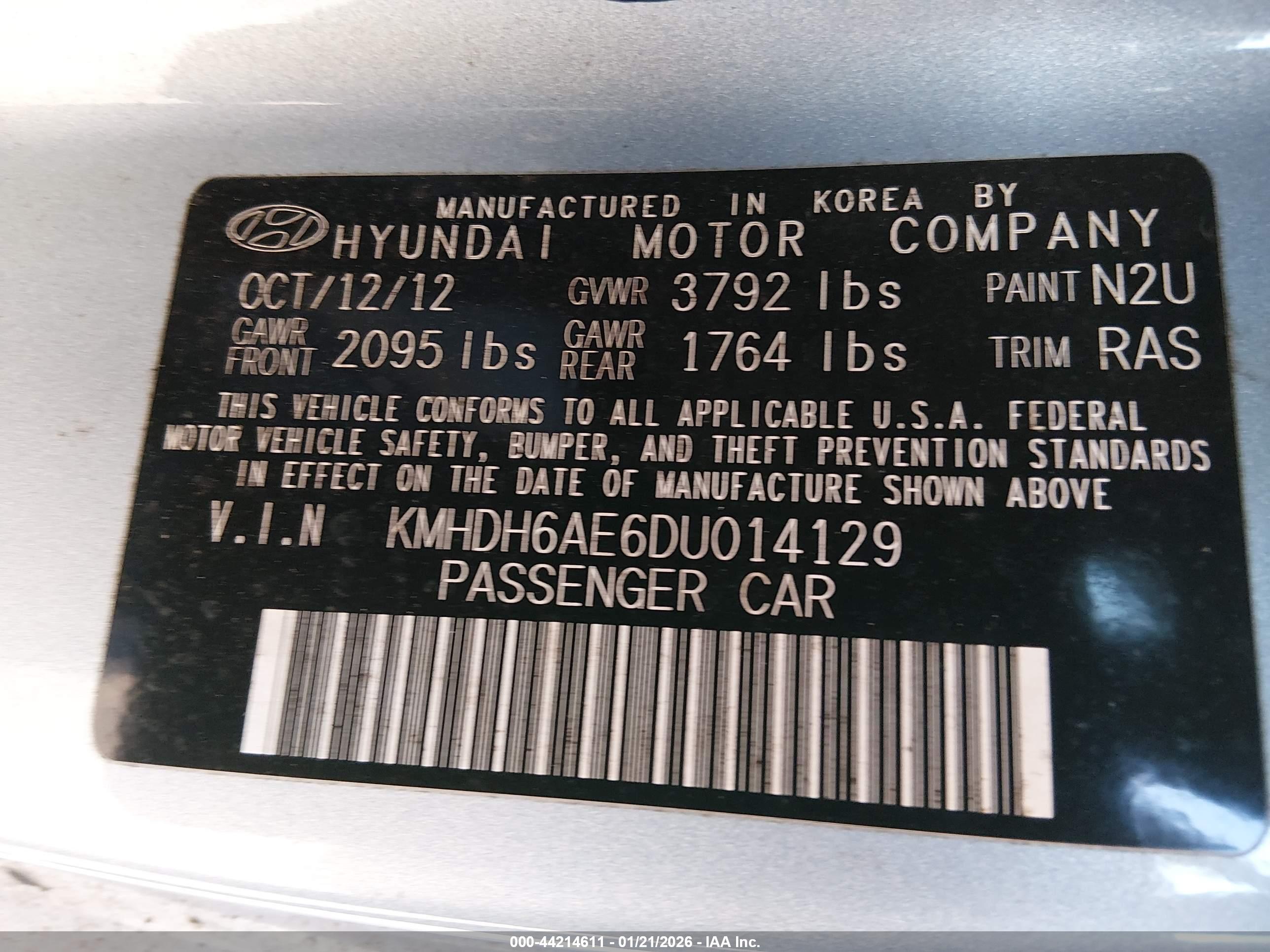 HYUNDAI ELANTRA image 9