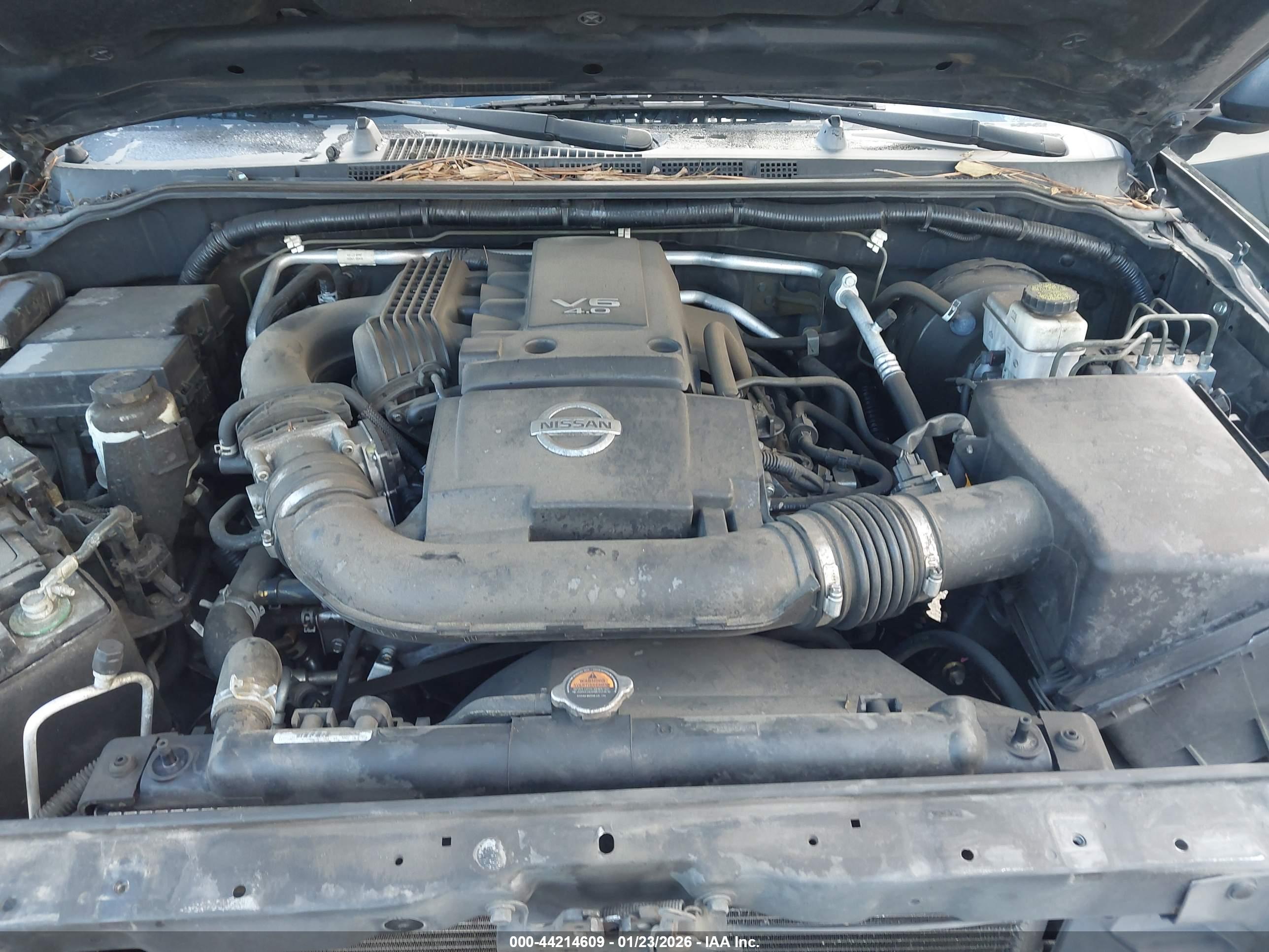 NISSAN FRONTIER image 10