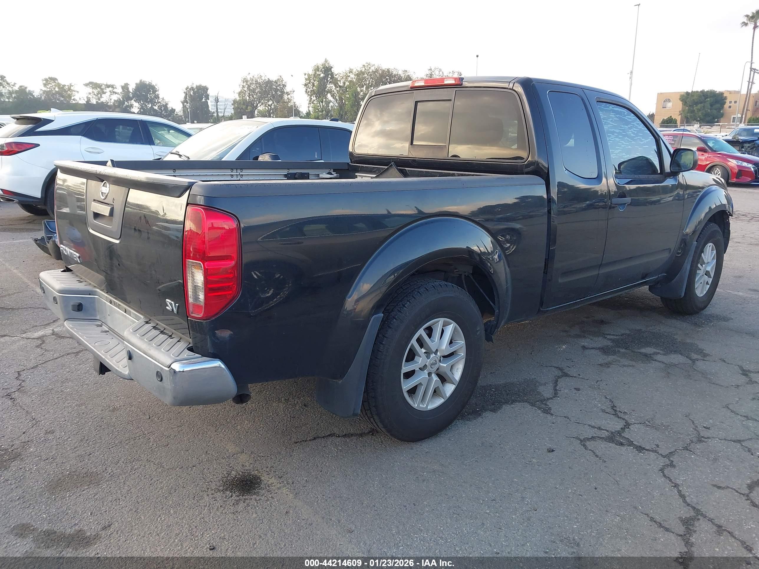NISSAN FRONTIER image 4