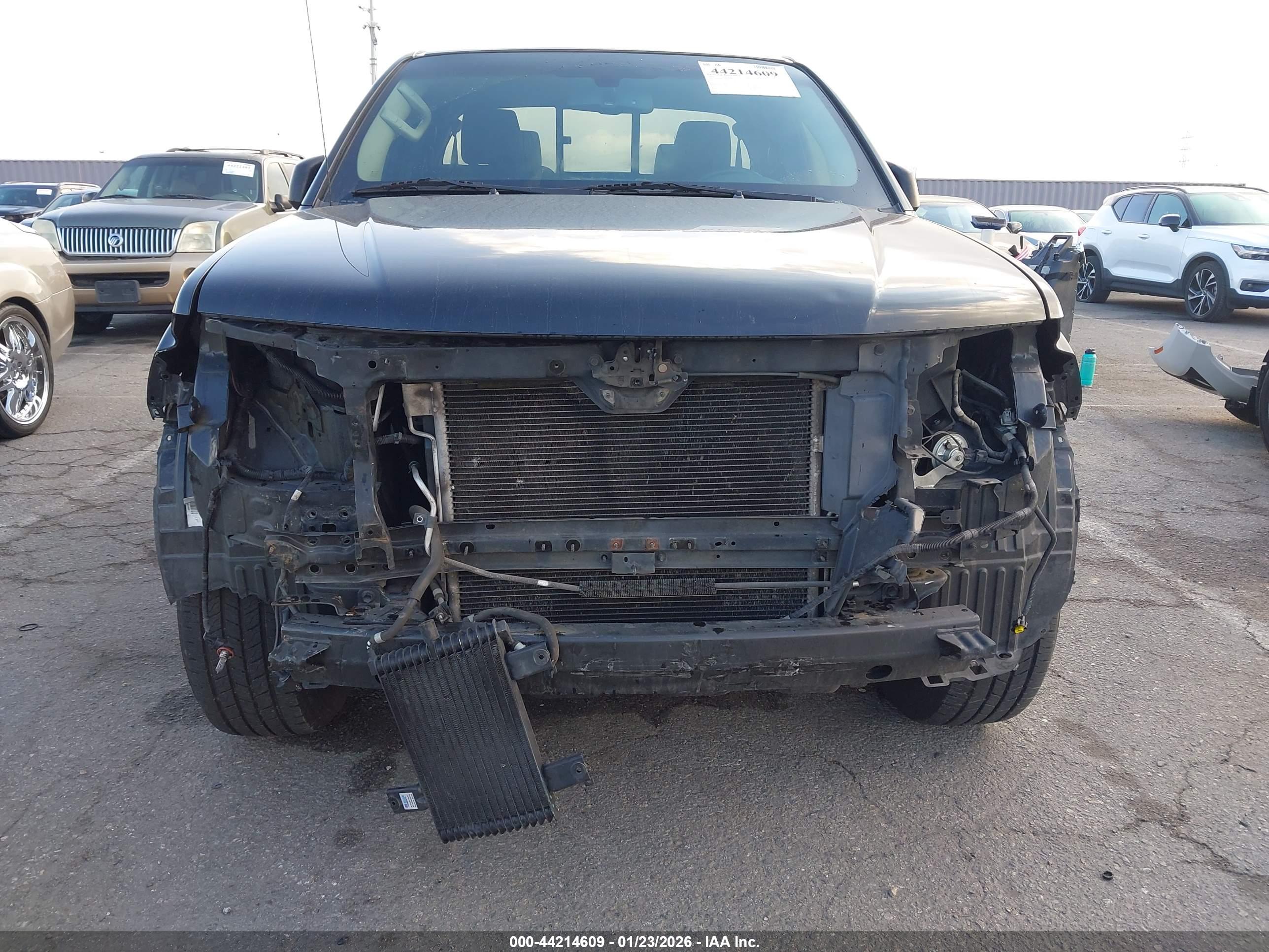 NISSAN FRONTIER image 6