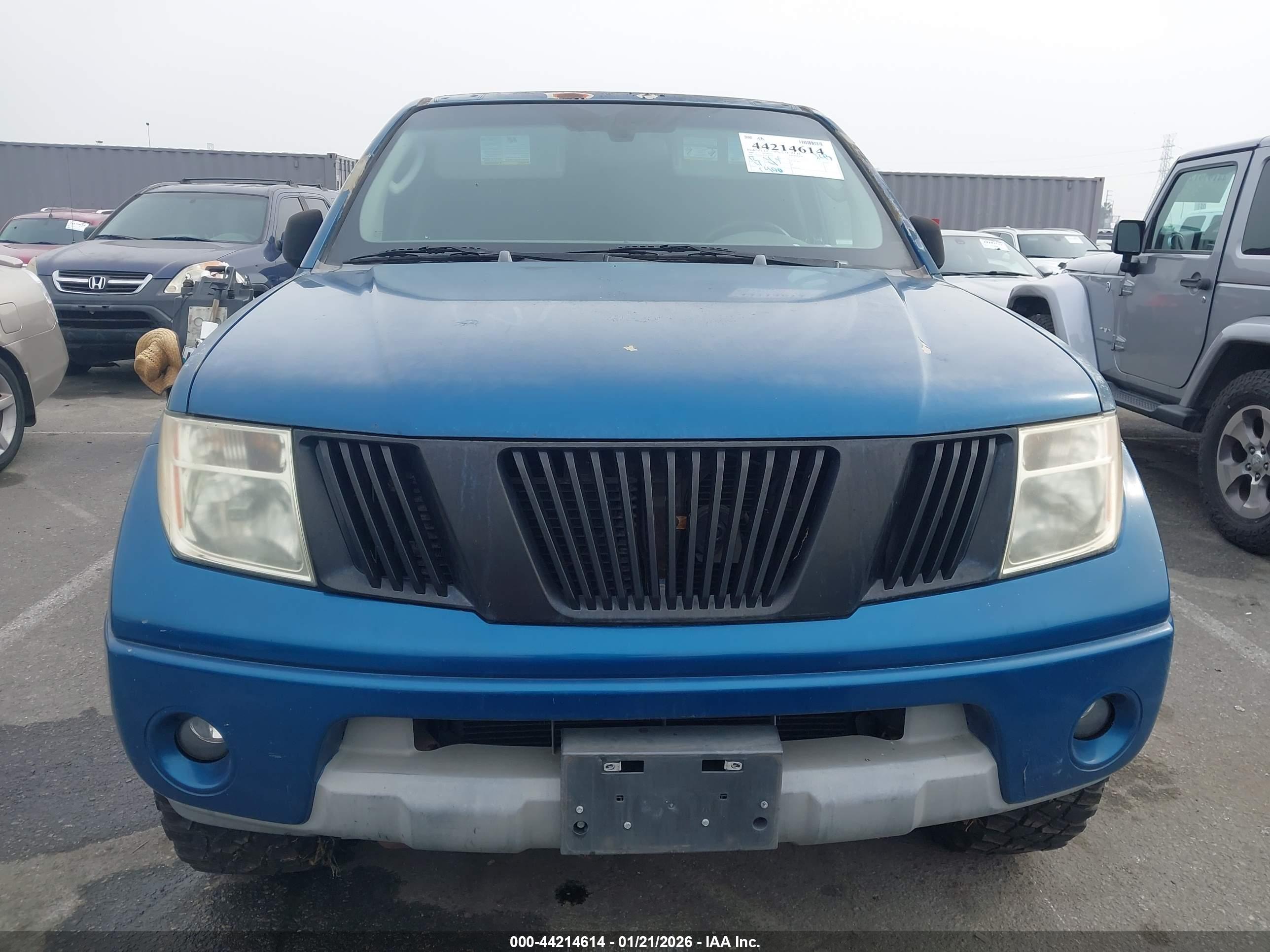 NISSAN FRONTIER image 6
