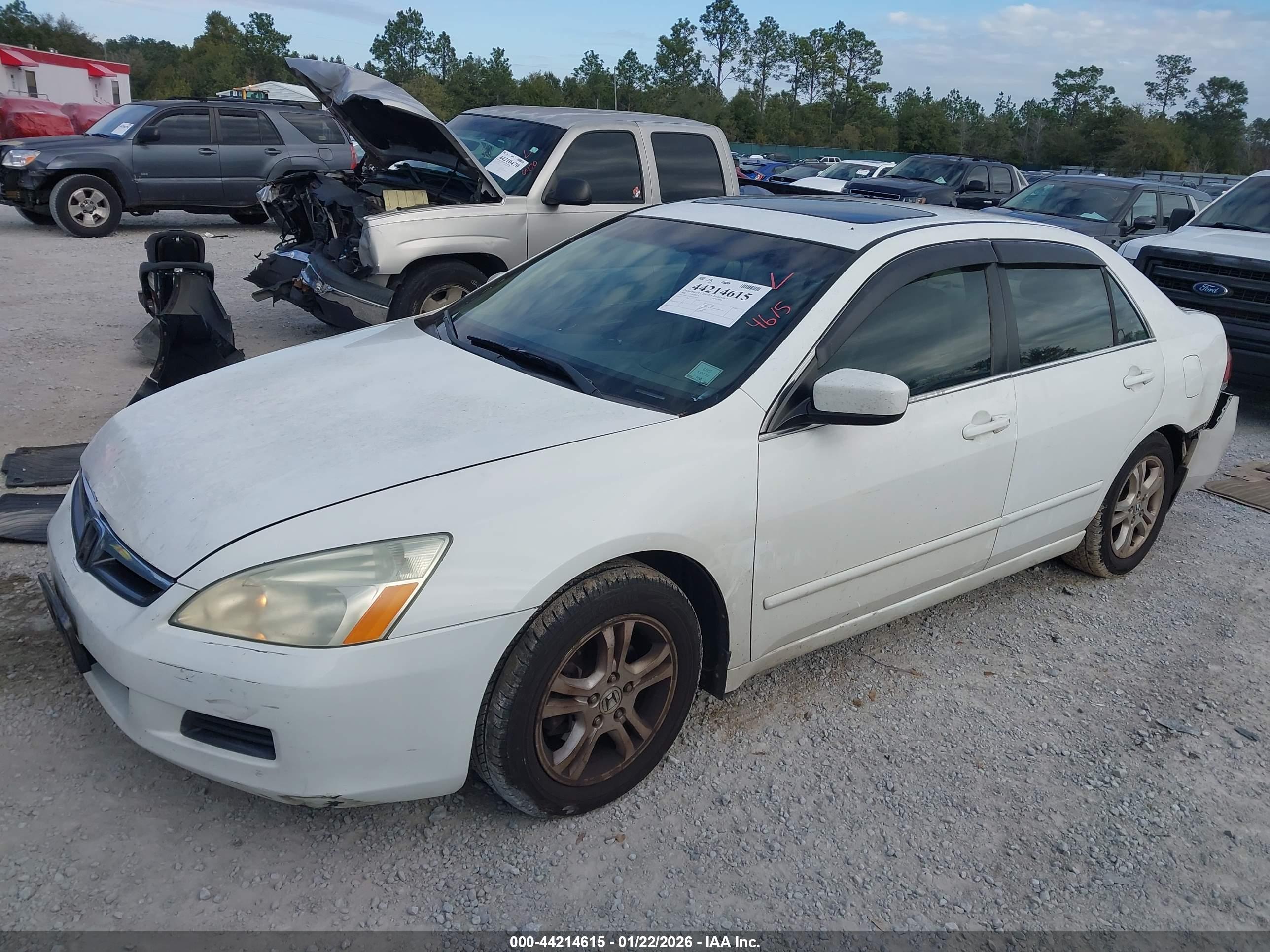 HONDA ACCORD image 2