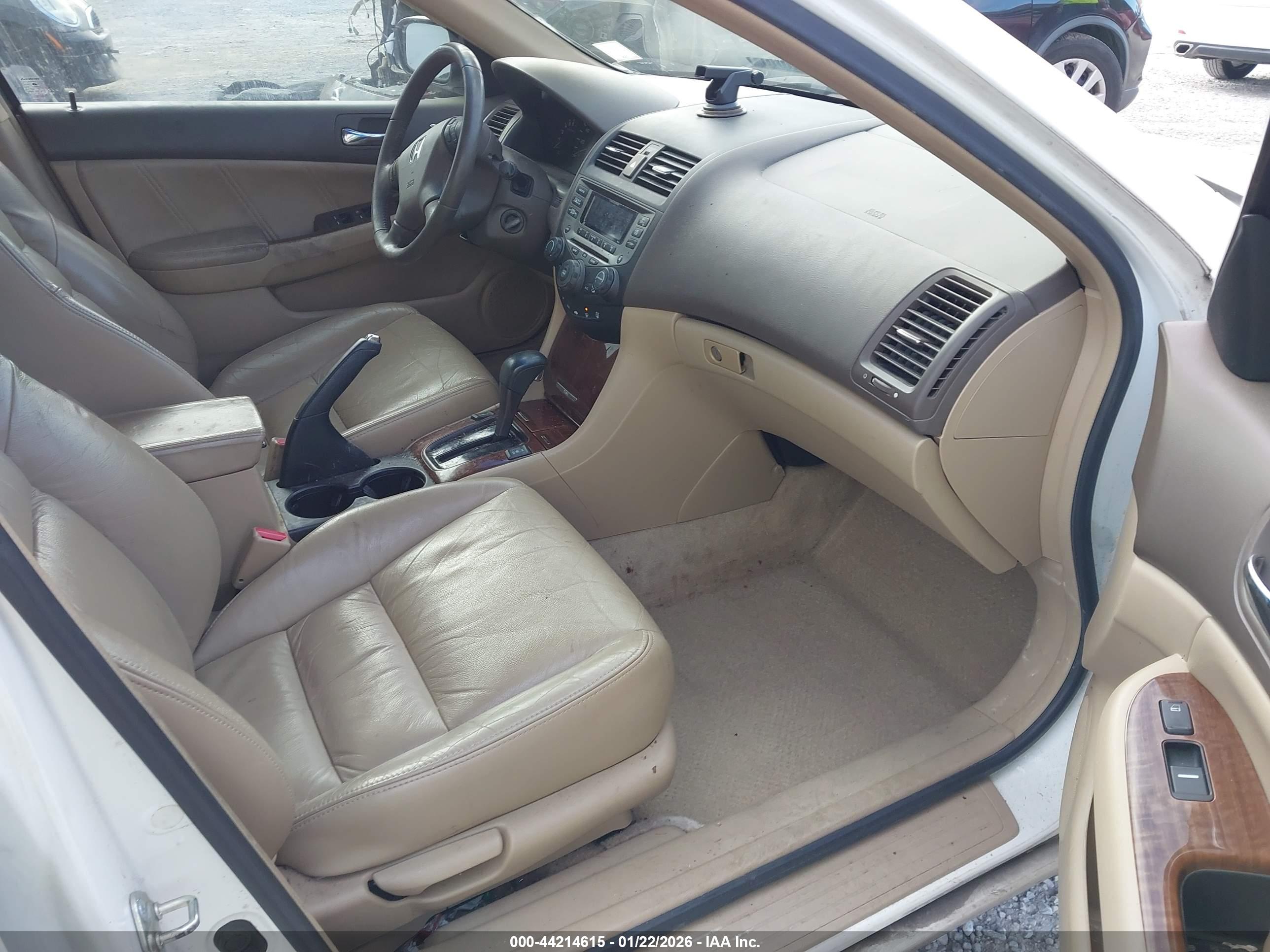 HONDA ACCORD image 5
