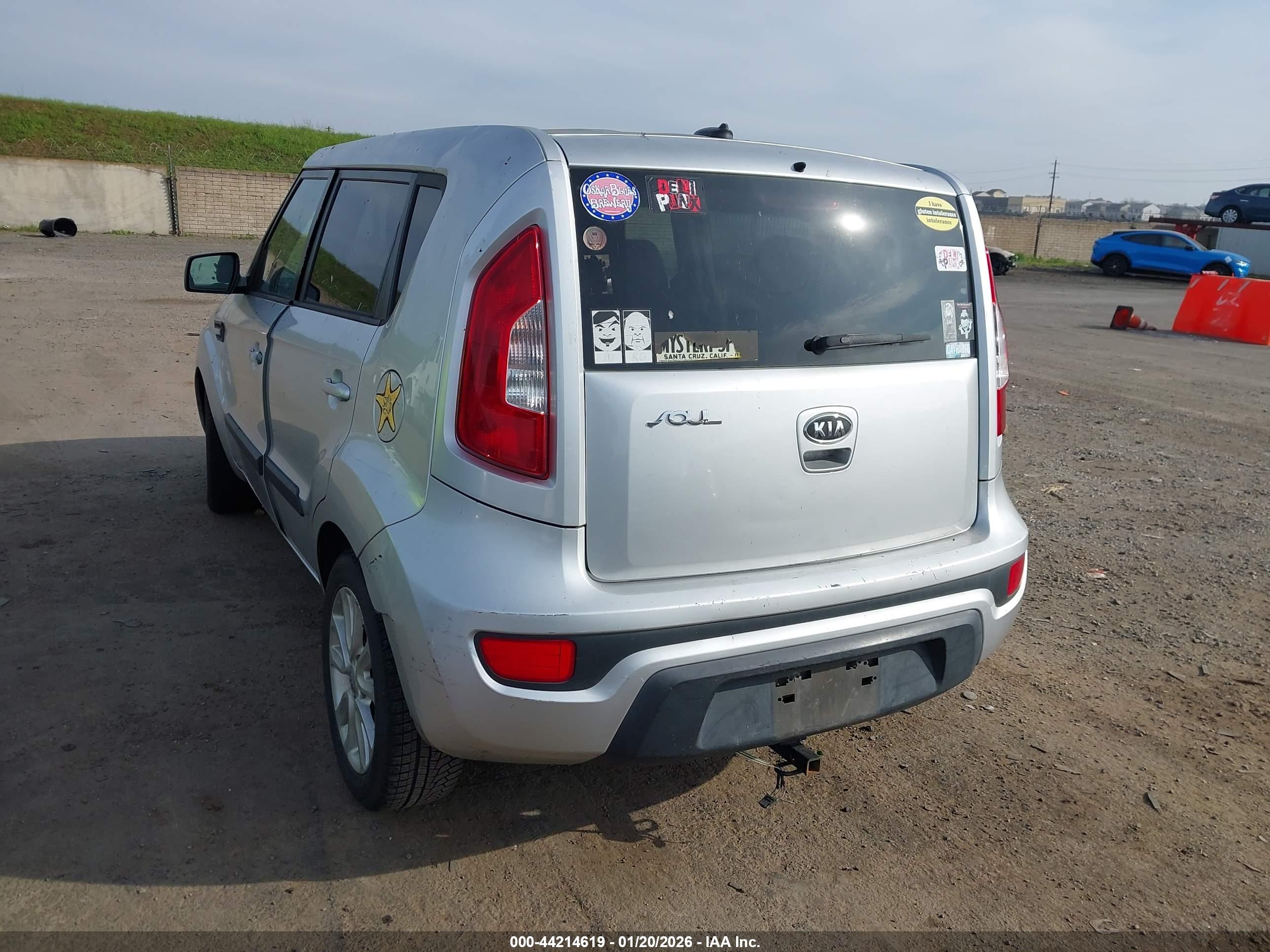 KIA SOUL image 3