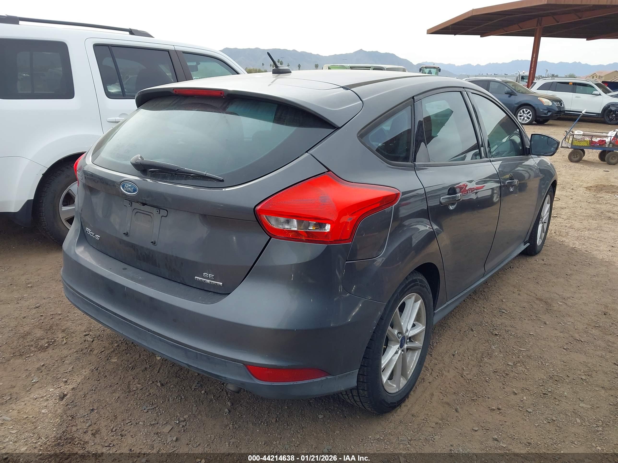 FORD FOCUS image 4