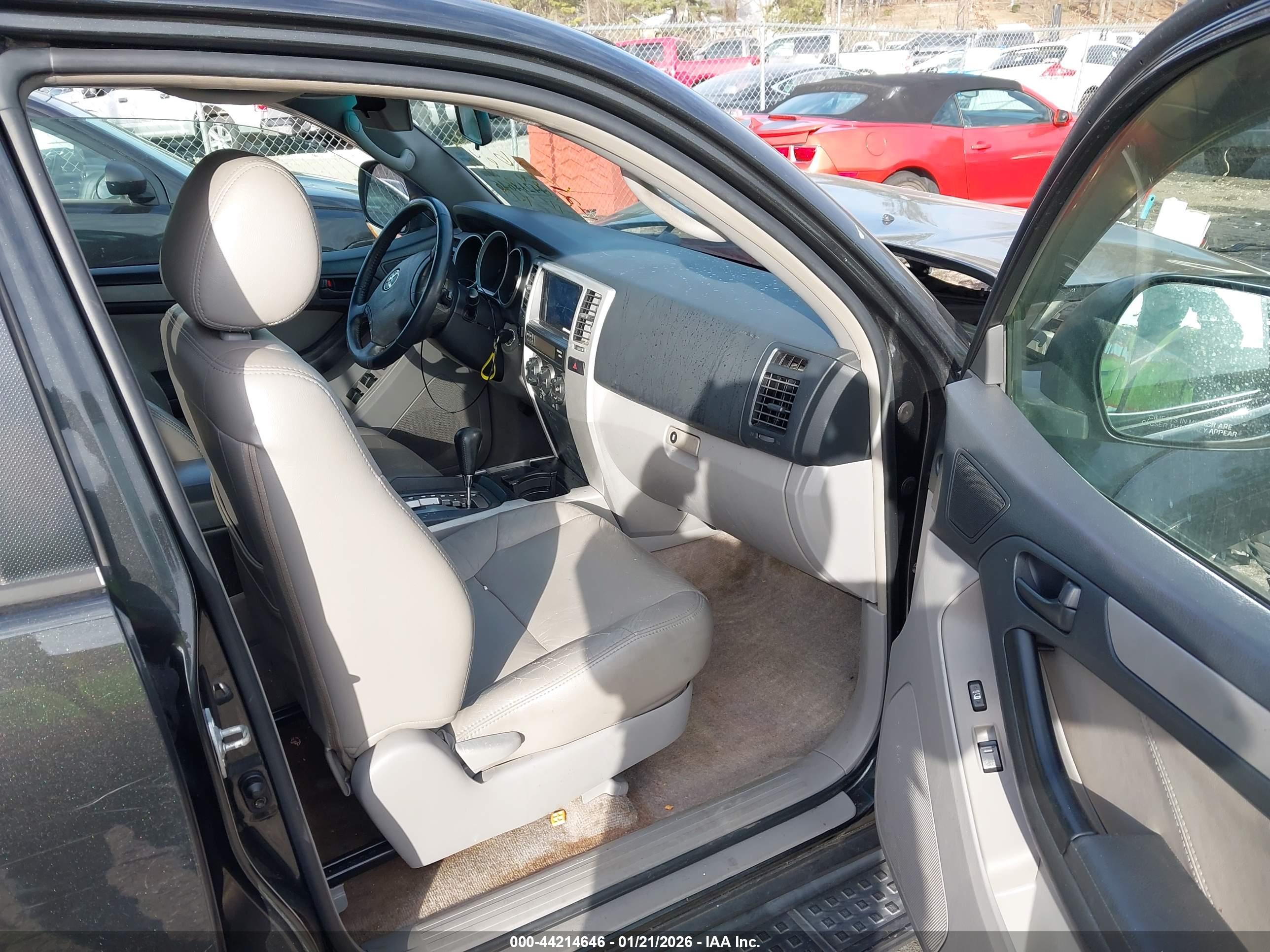 TOYOTA 4RUNNER image 5