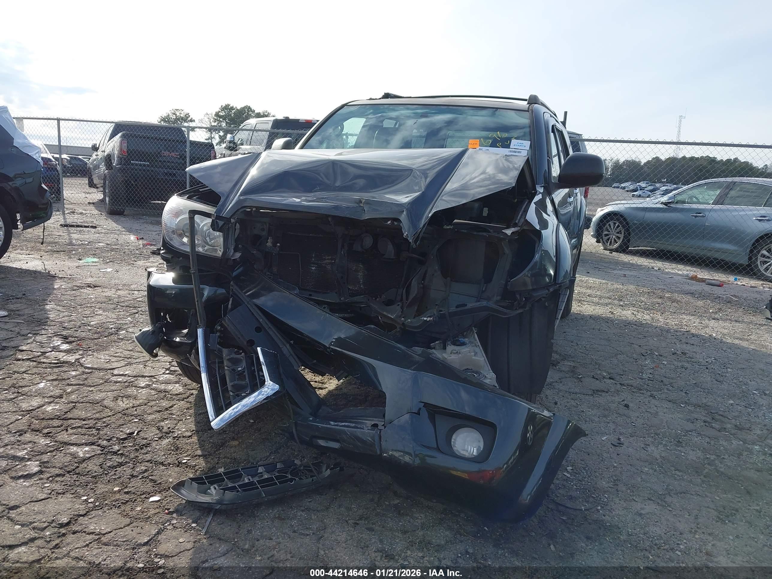 TOYOTA 4RUNNER image 6