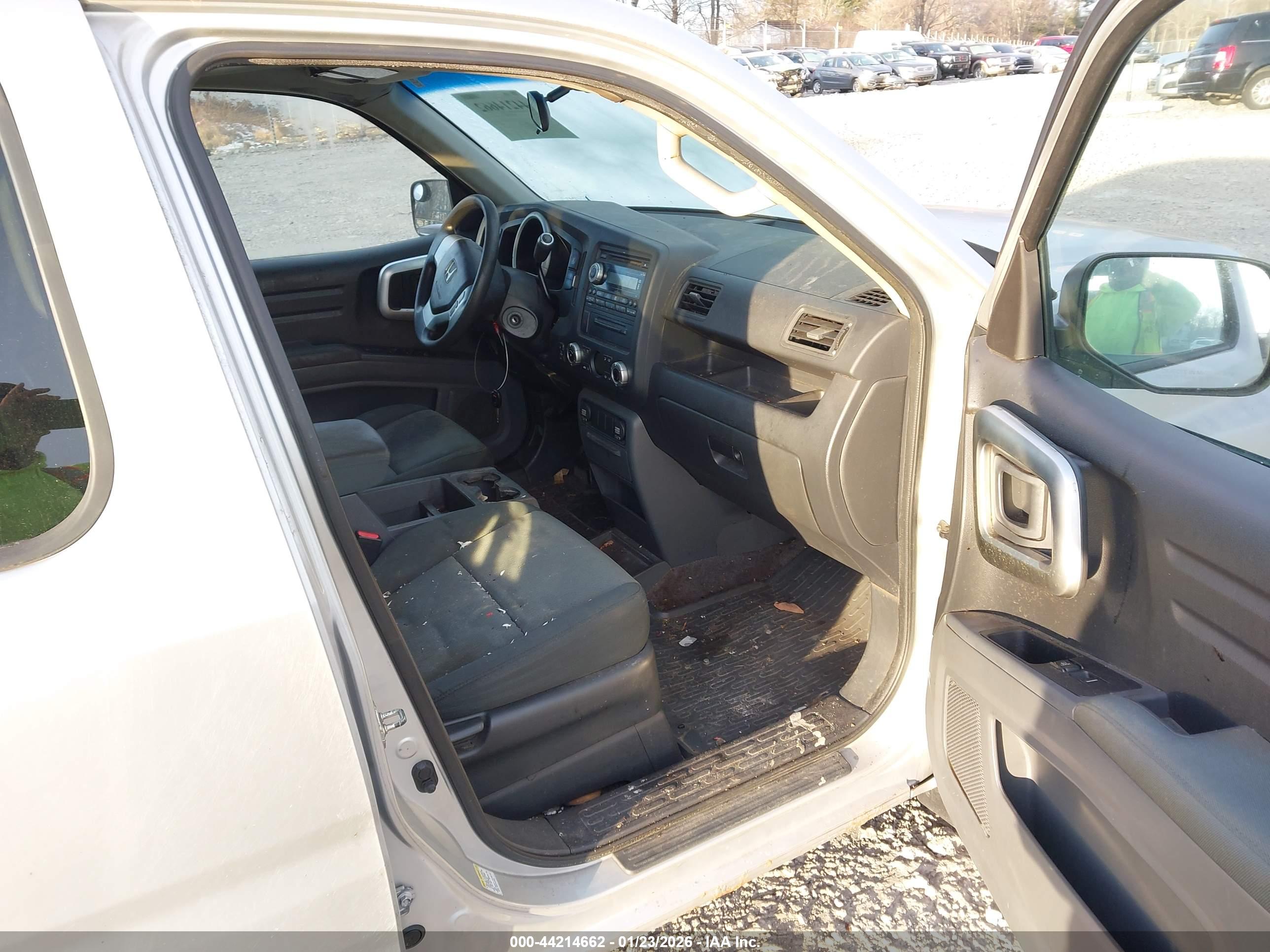 HONDA RIDGELINE image 5