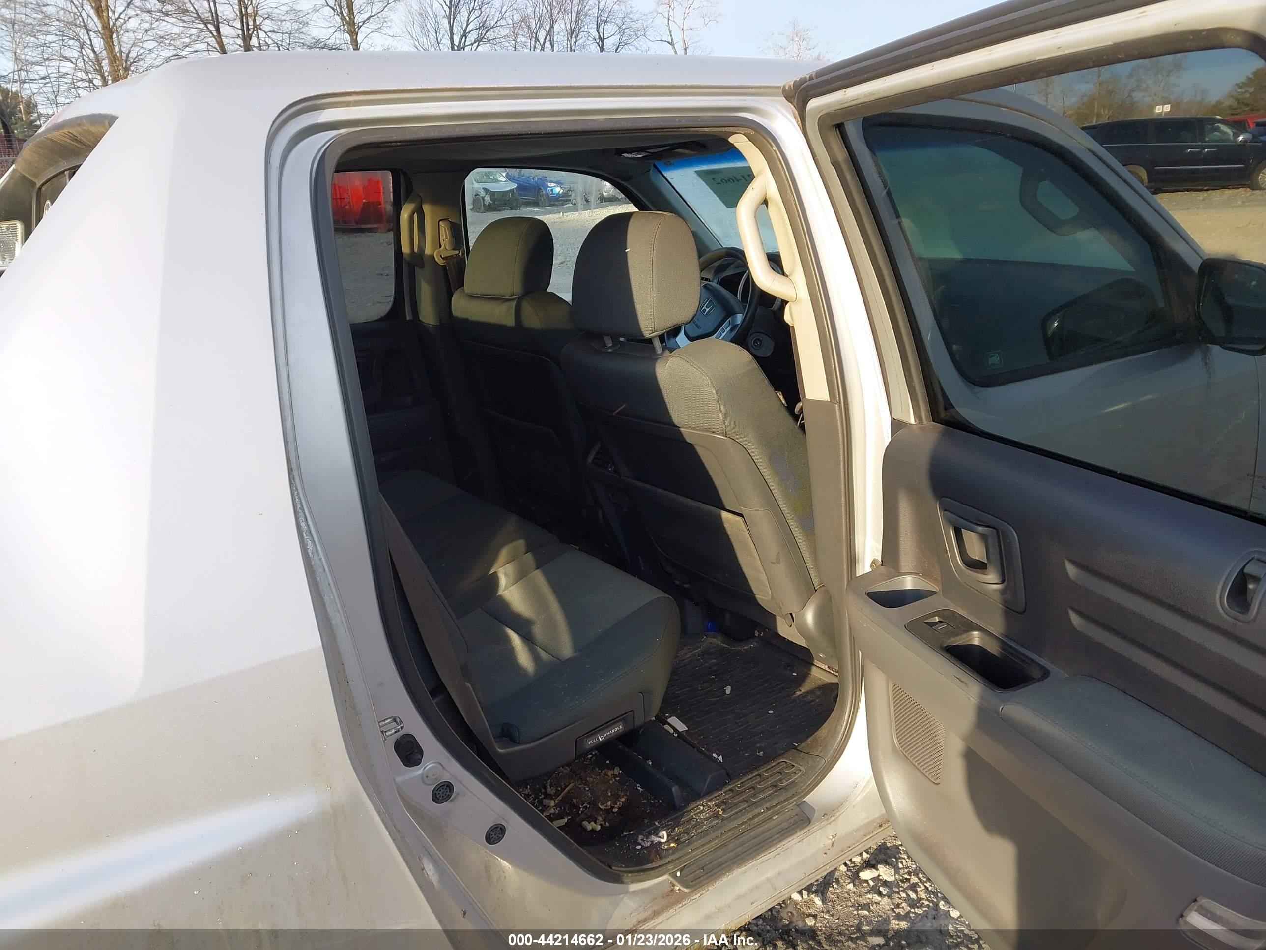 HONDA RIDGELINE image 8
