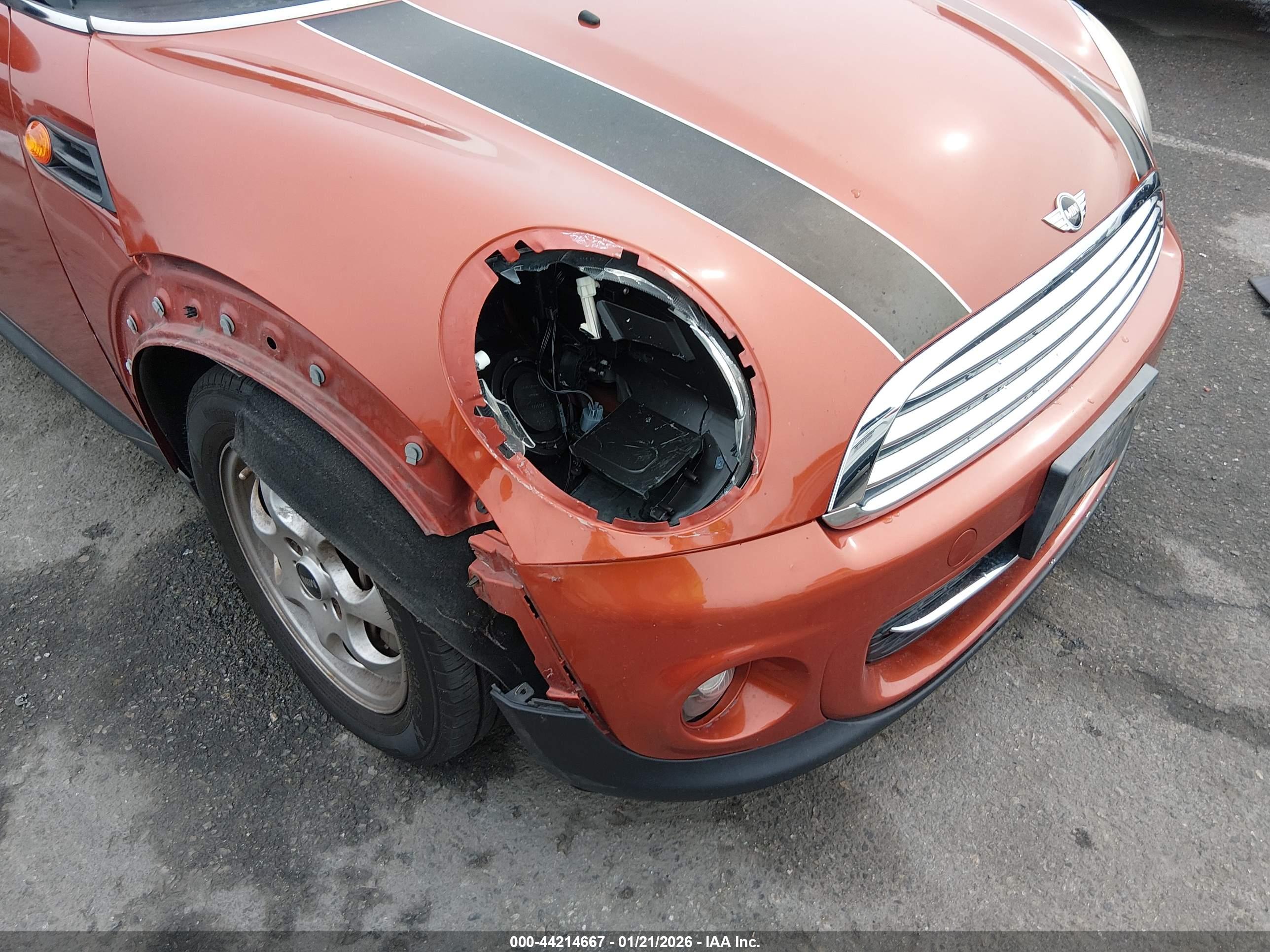MINI CLUBMAN image 6