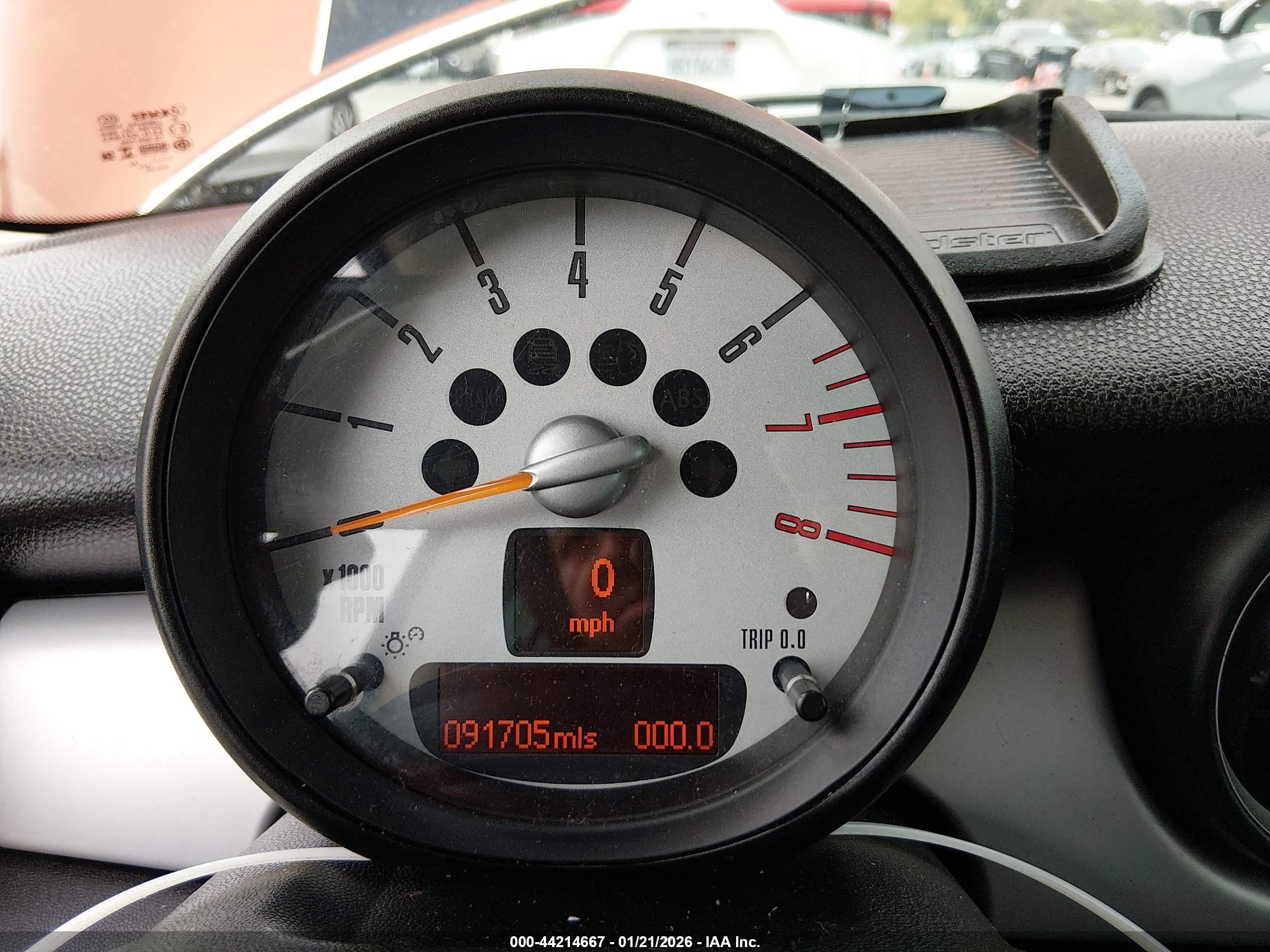 MINI CLUBMAN image 7