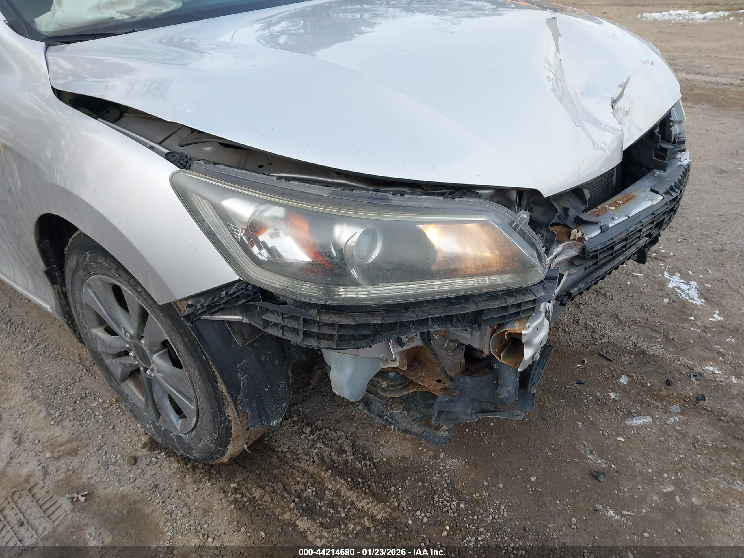 HONDA ACCORD image 6