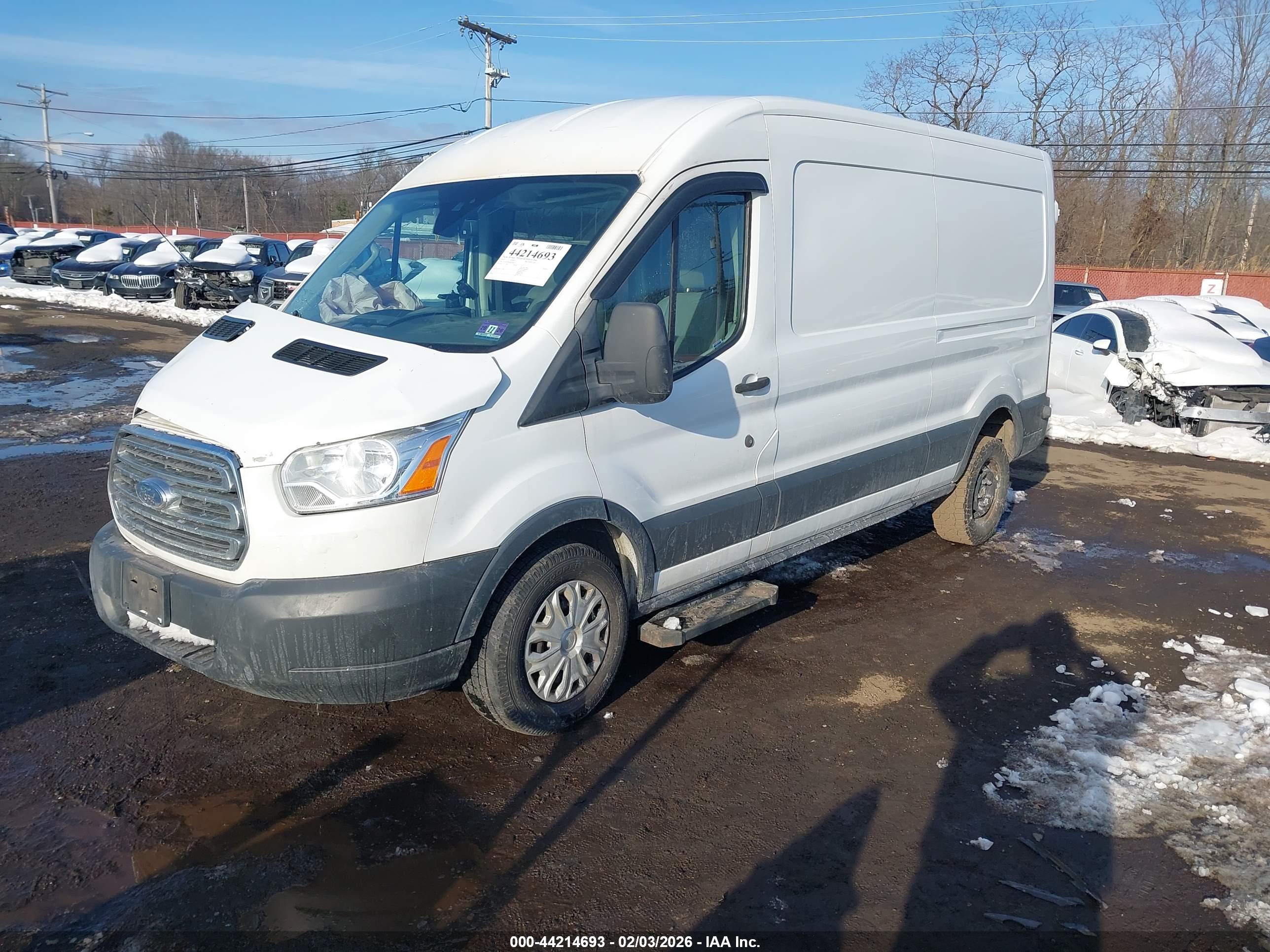 FORD TRANSIT-250 image 2