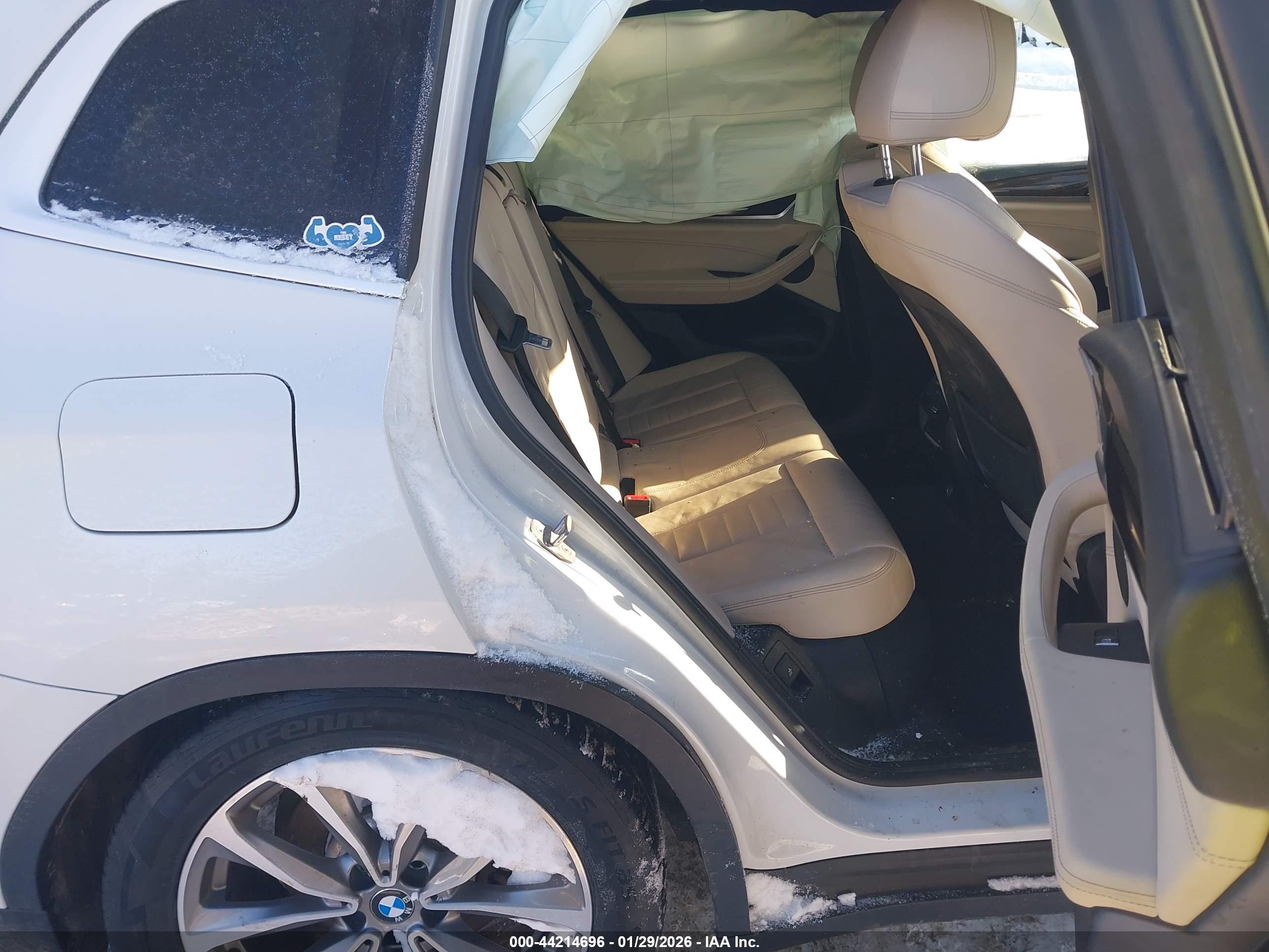 BMW X3 image 8