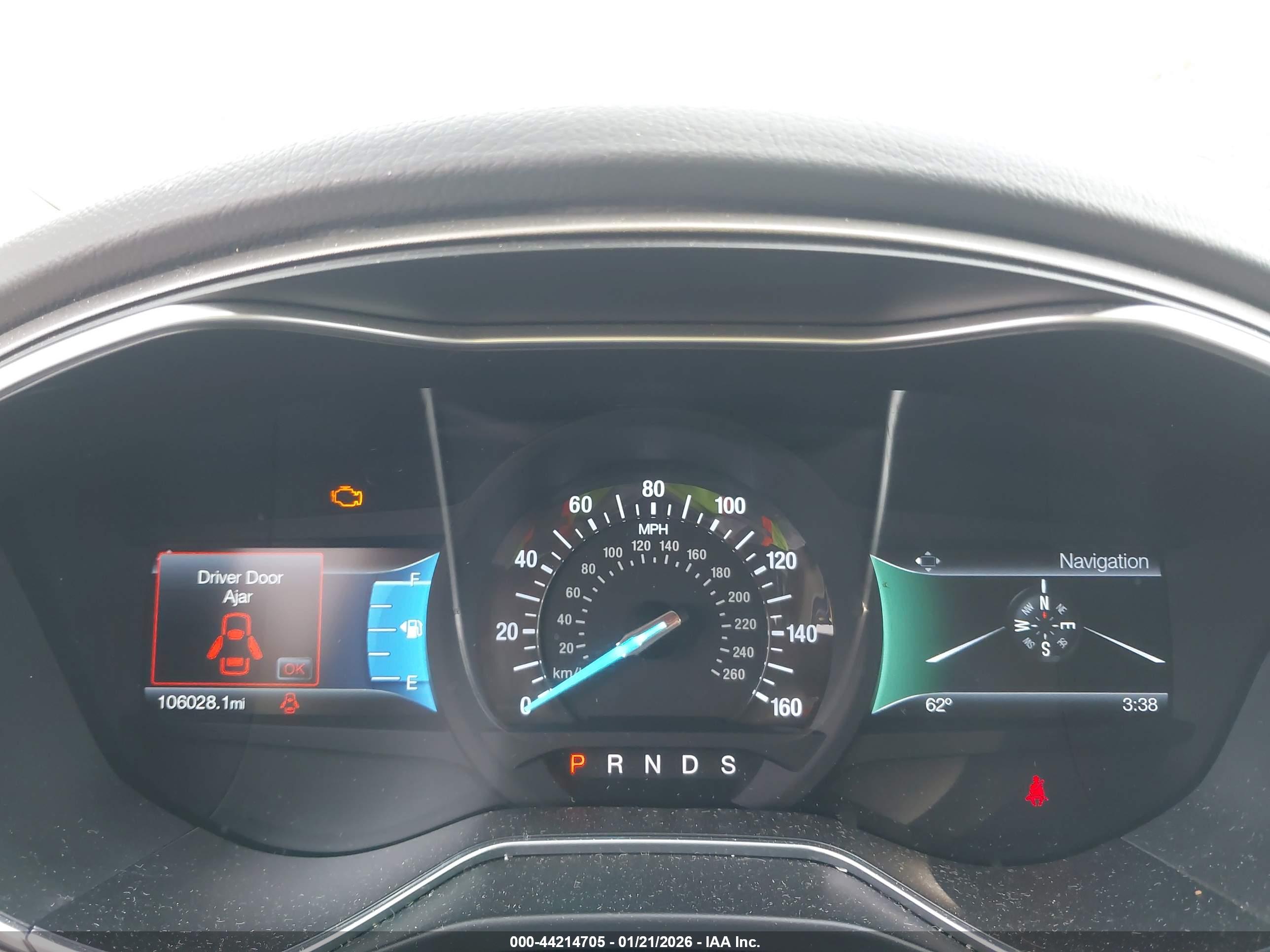 FORD FUSION image 7