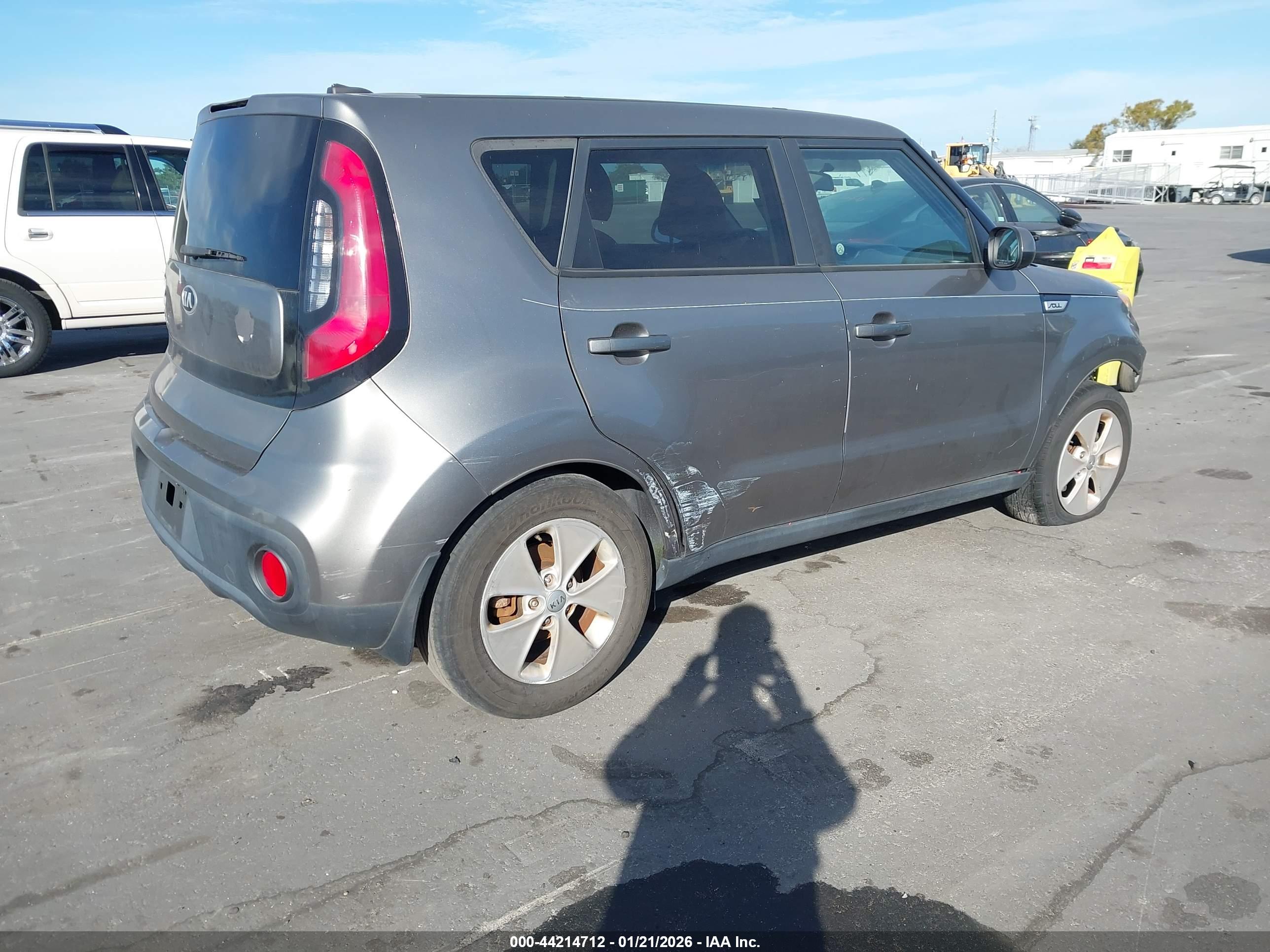 KIA SOUL image 4