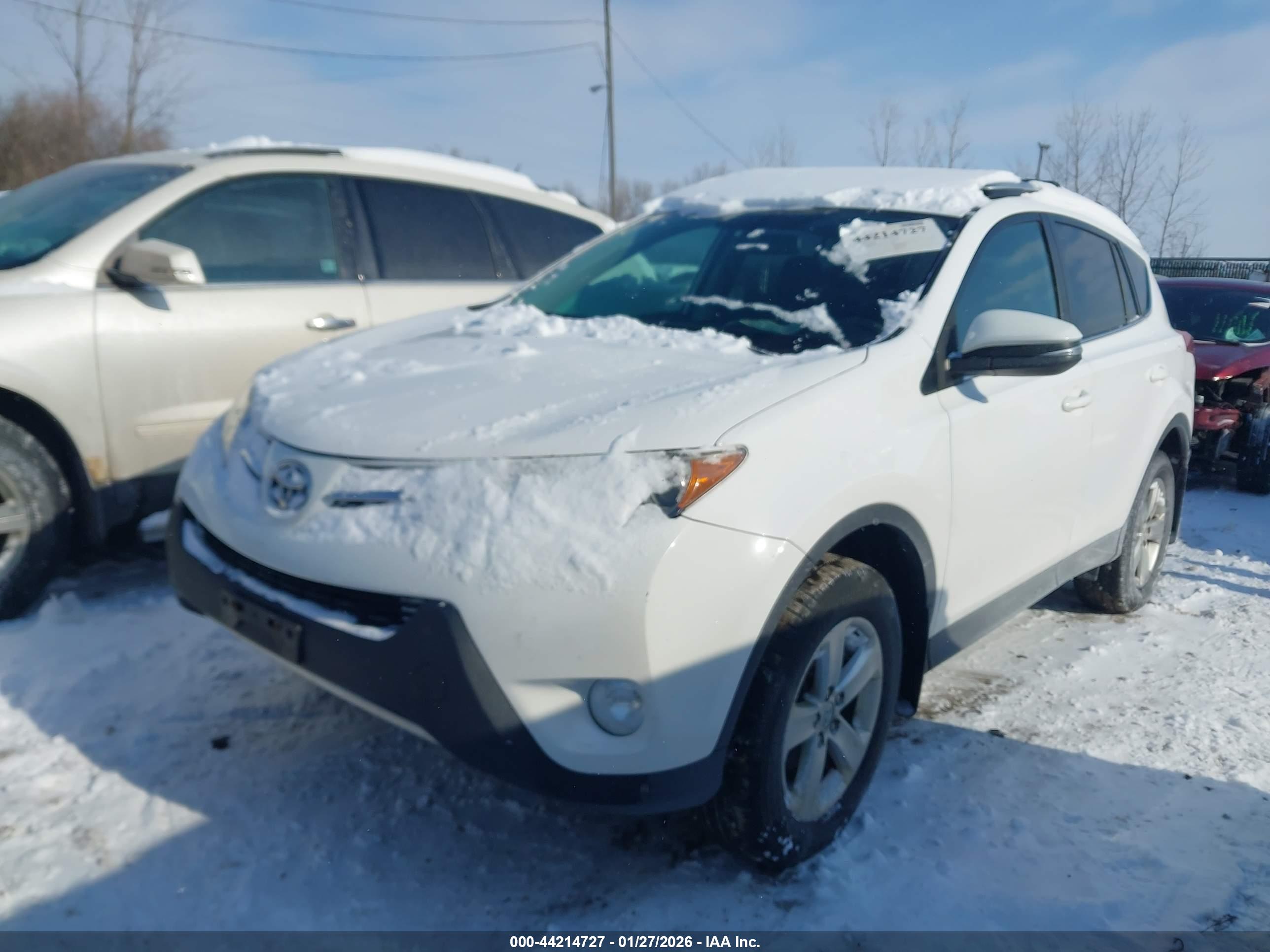 TOYOTA RAV4 image 2
