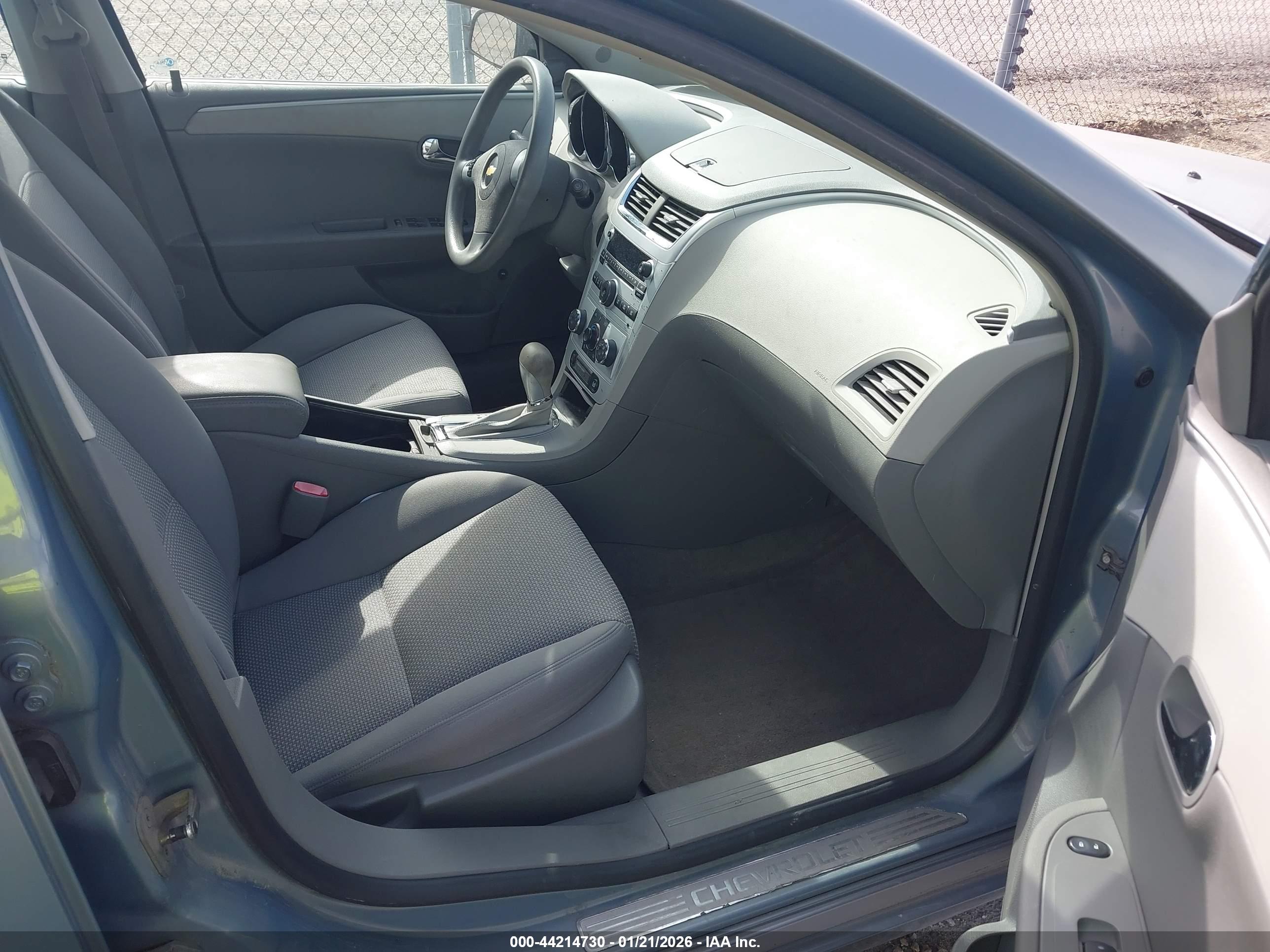 CHEVROLET MALIBU image 5