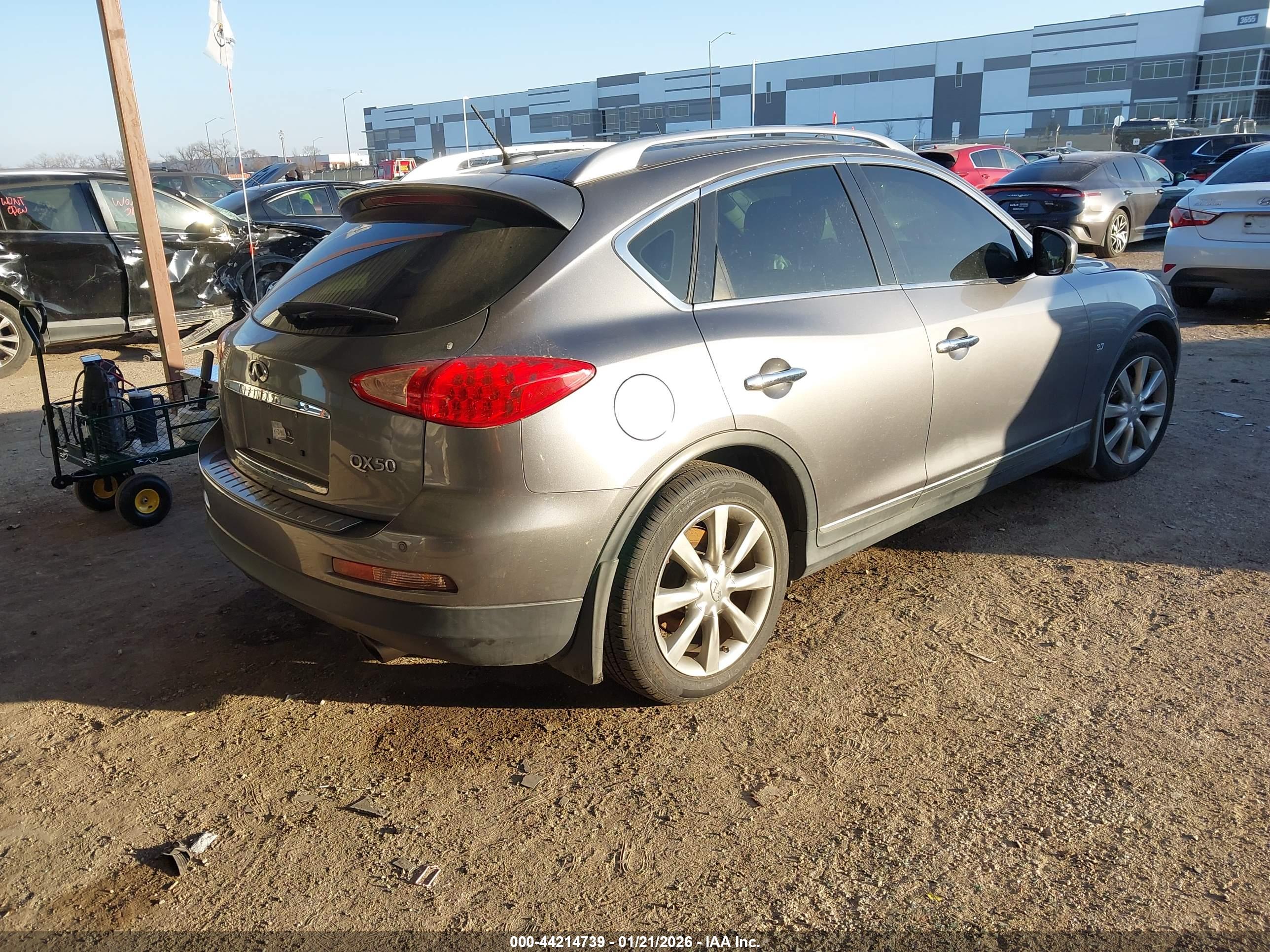INFINITI QX50 image 4