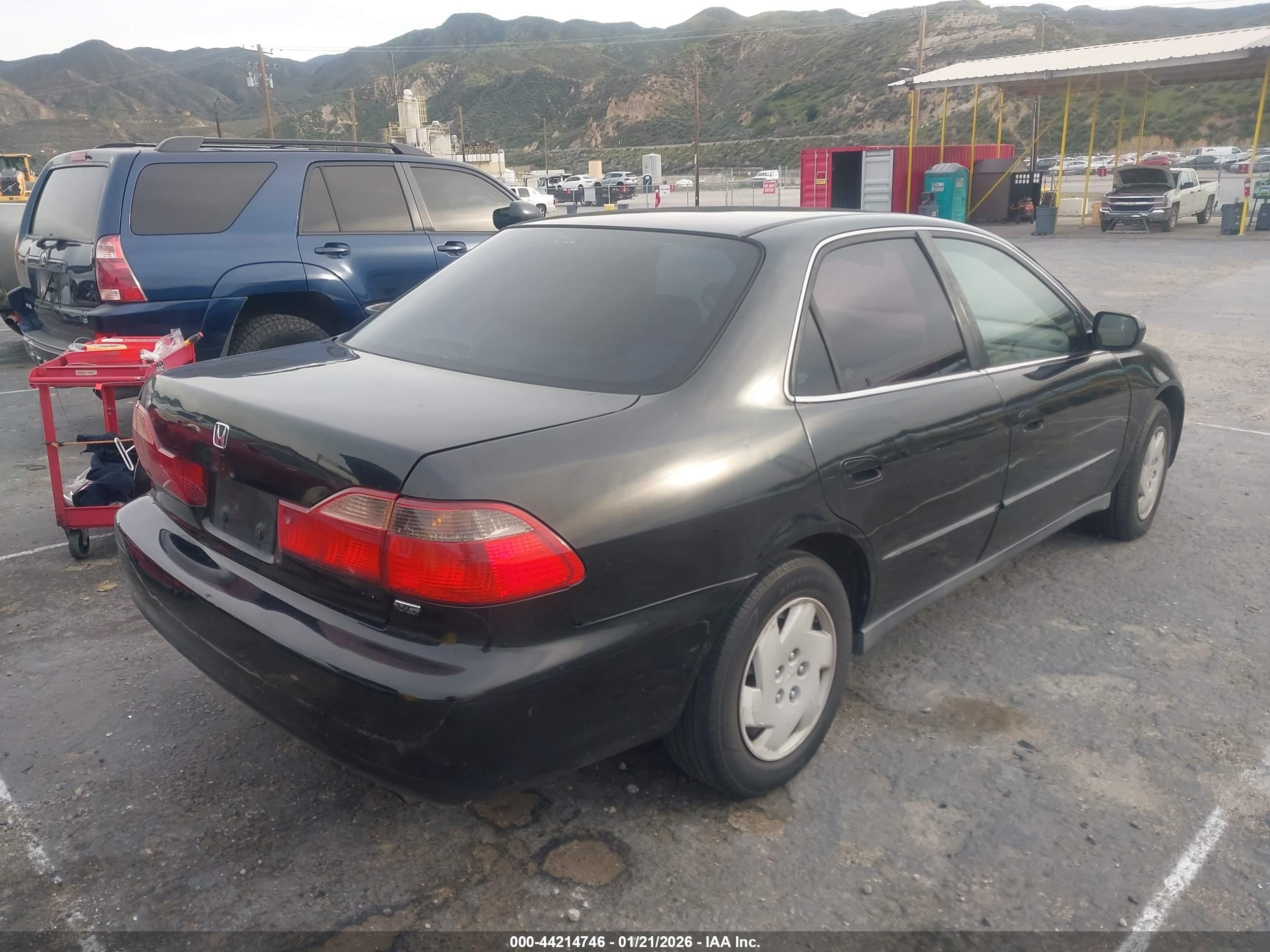 HONDA ACCORD image 4