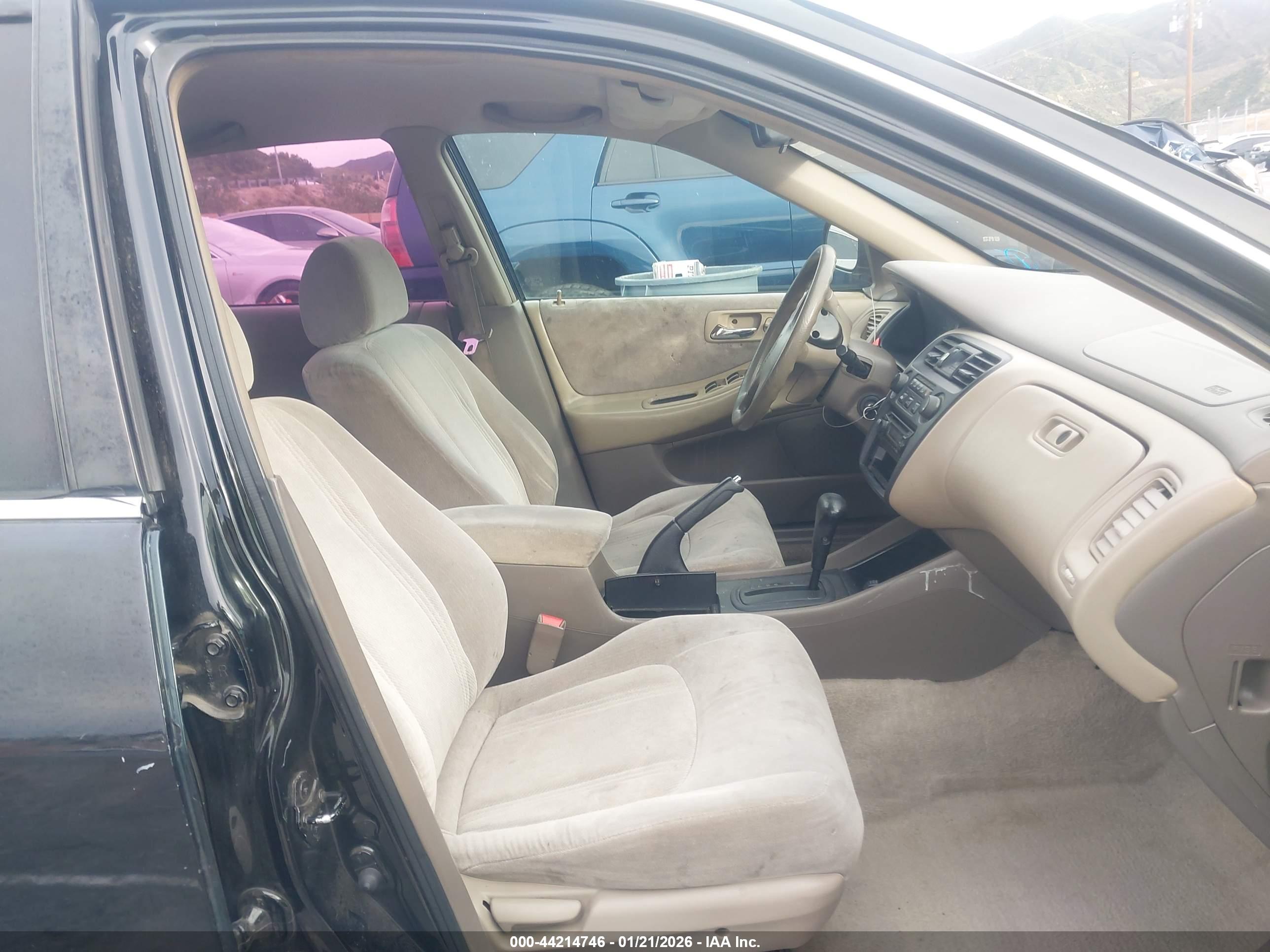 HONDA ACCORD image 5
