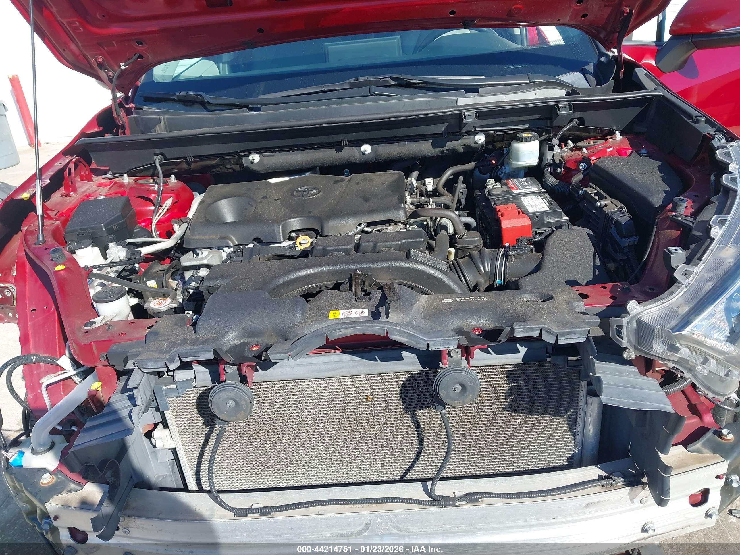 TOYOTA RAV4 image 10