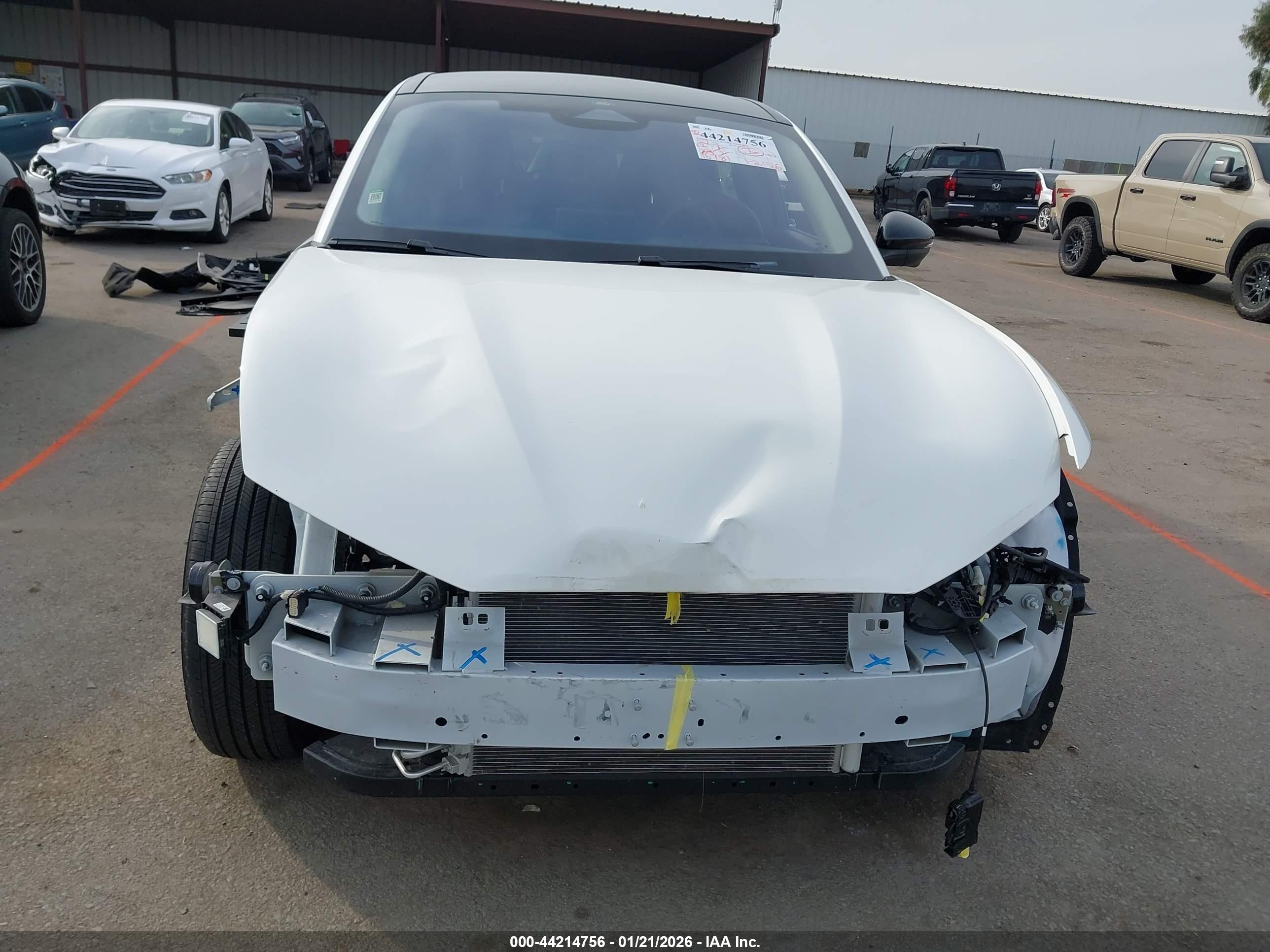 FORD MUSTANG image 6