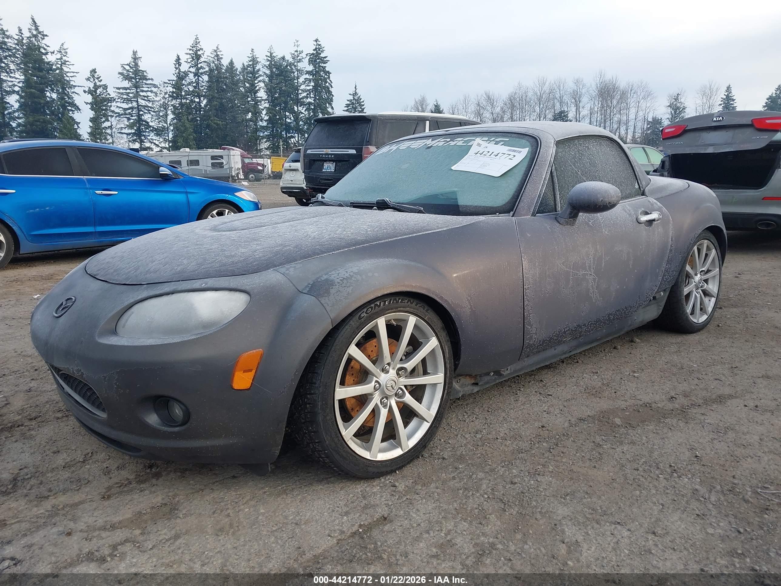 MAZDA MX-5 image 2