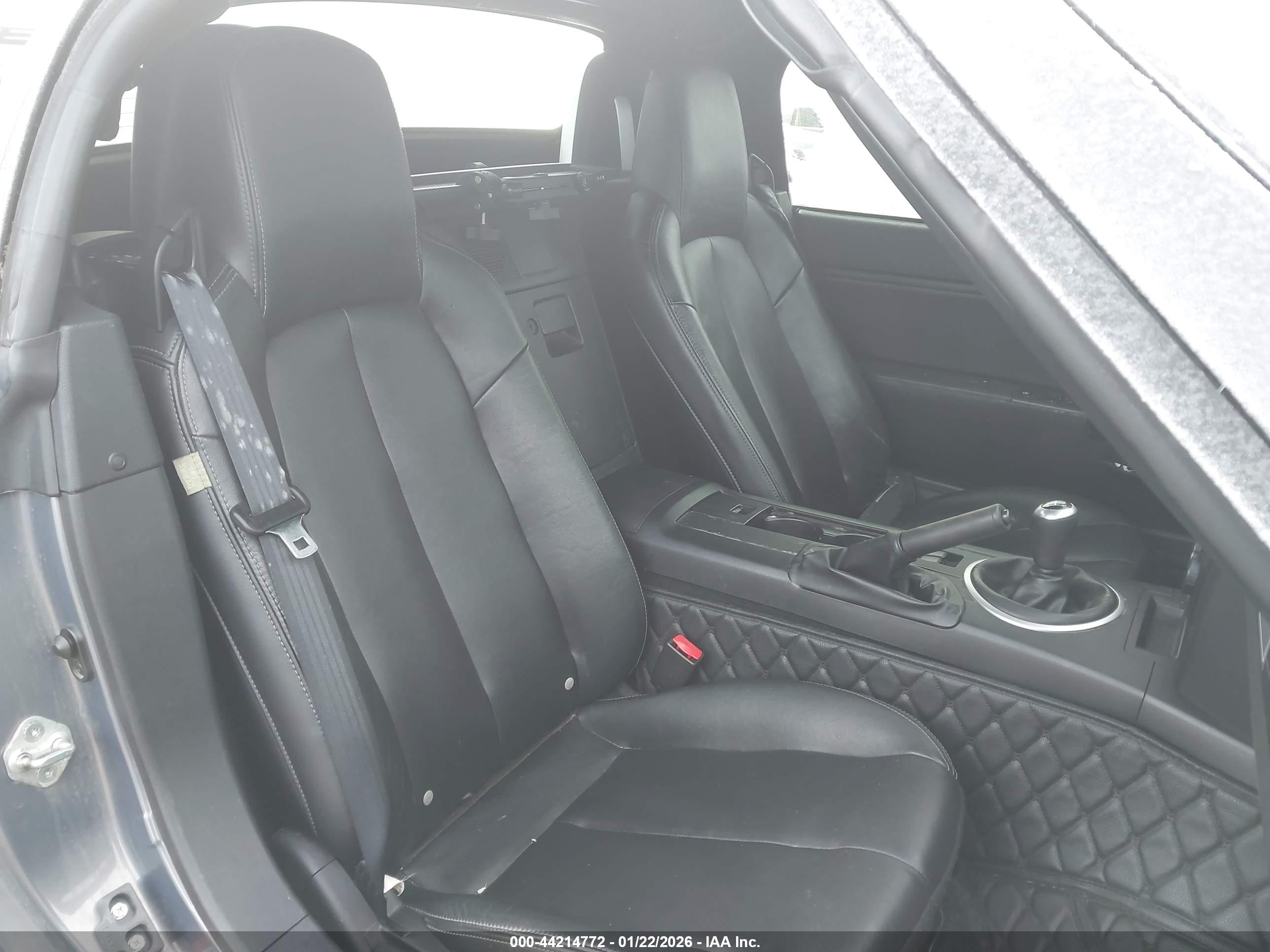 MAZDA MX-5 image 8
