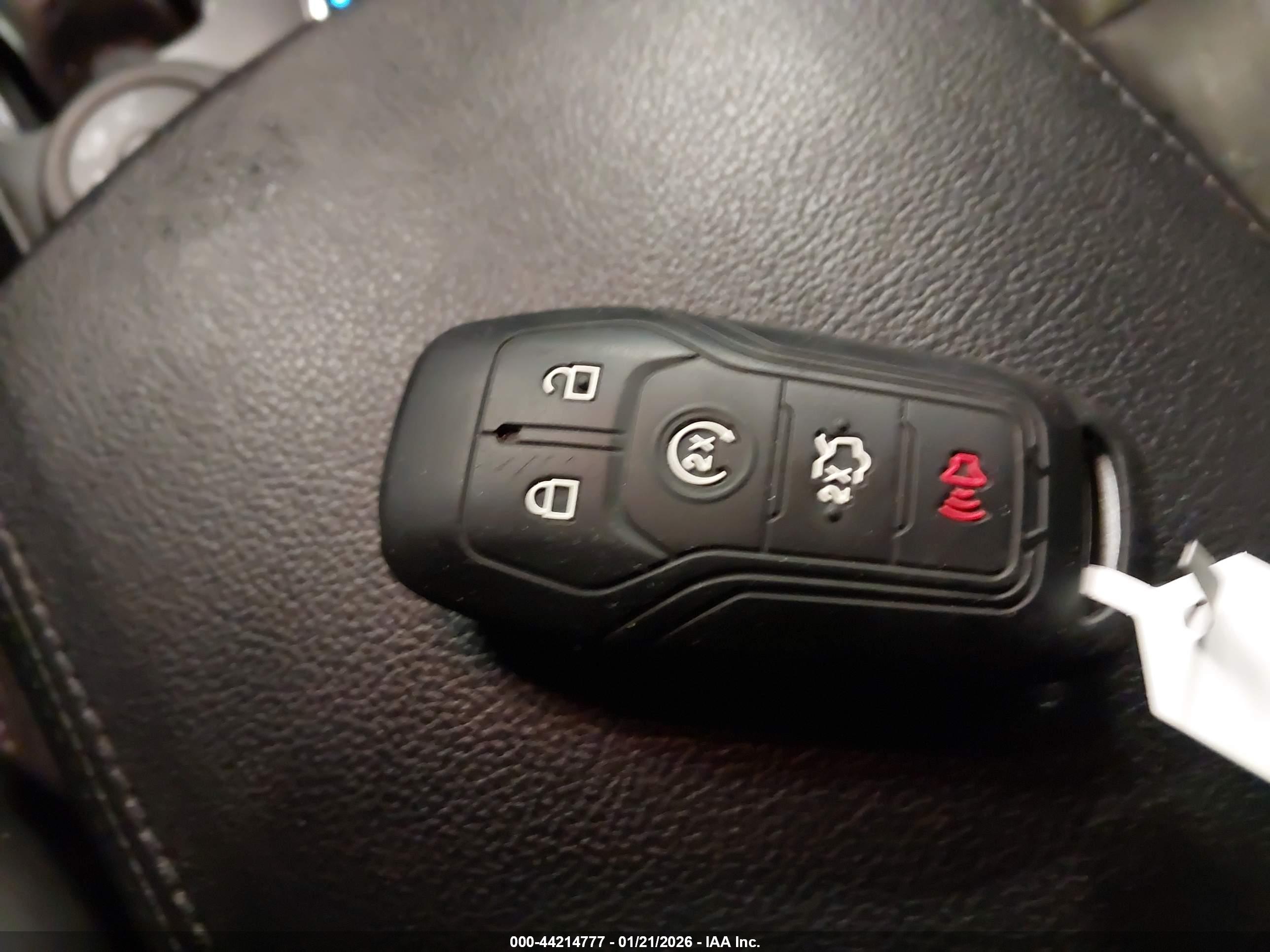 FORD EXPLORER image 11