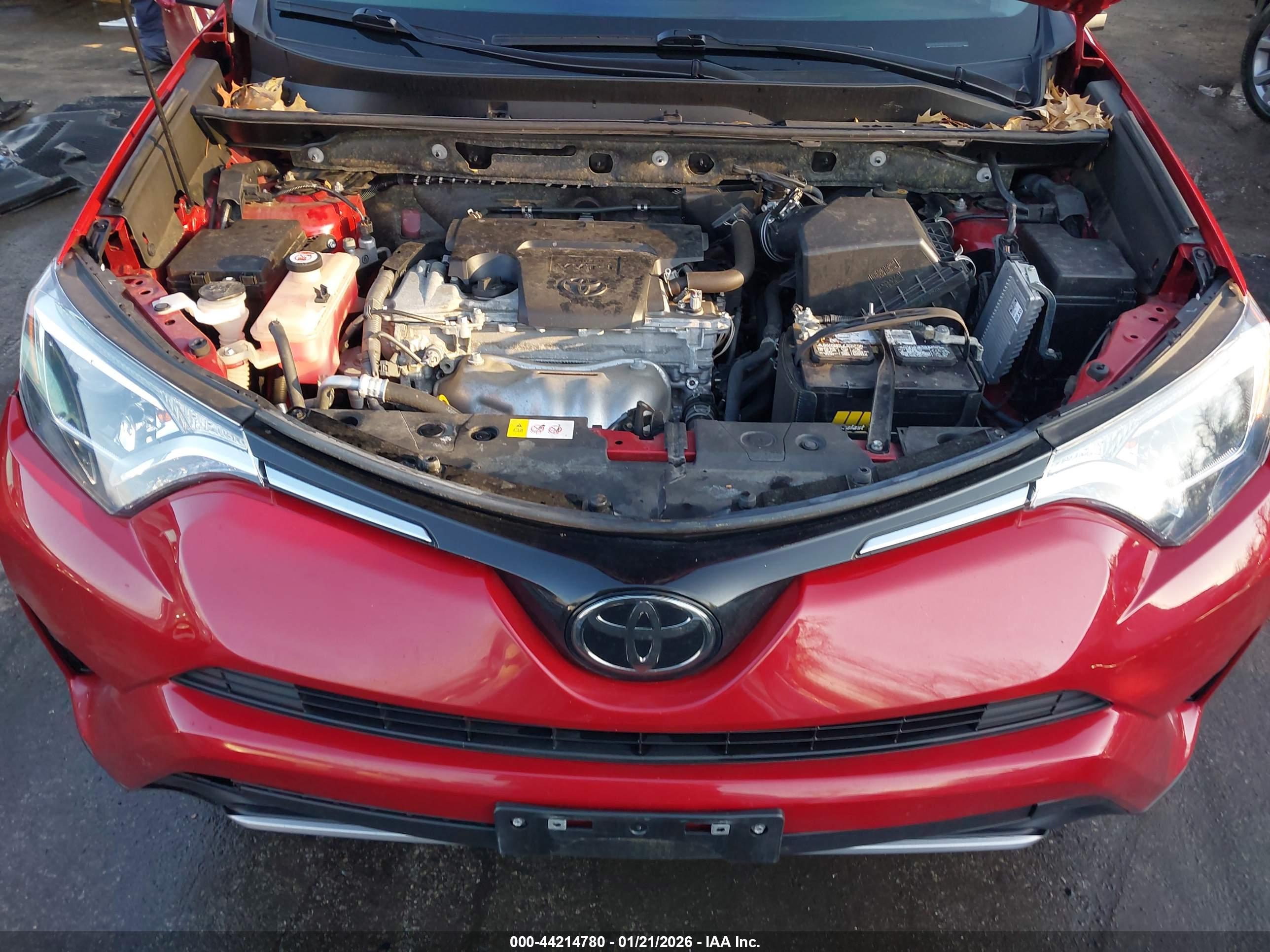 TOYOTA RAV4 image 10