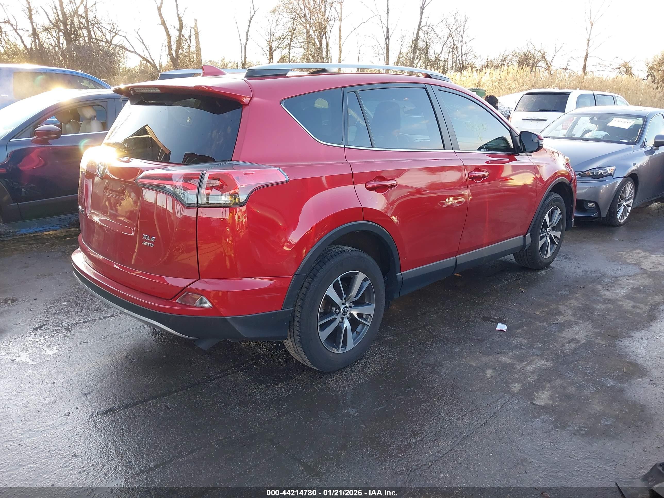 TOYOTA RAV4 image 4